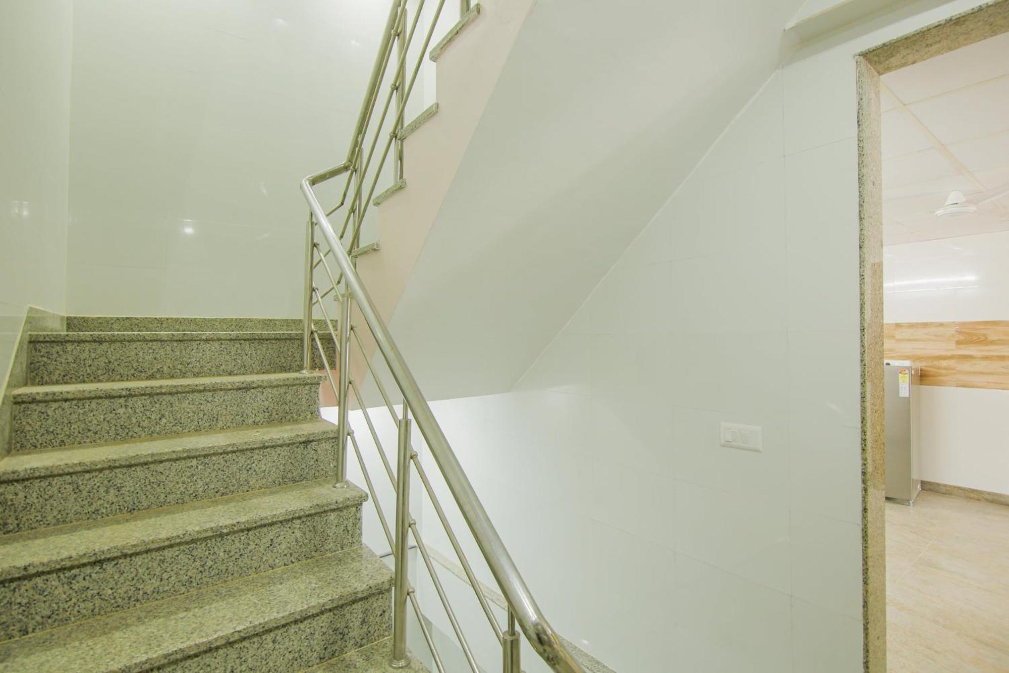 O Yours Hotel Gurgaon