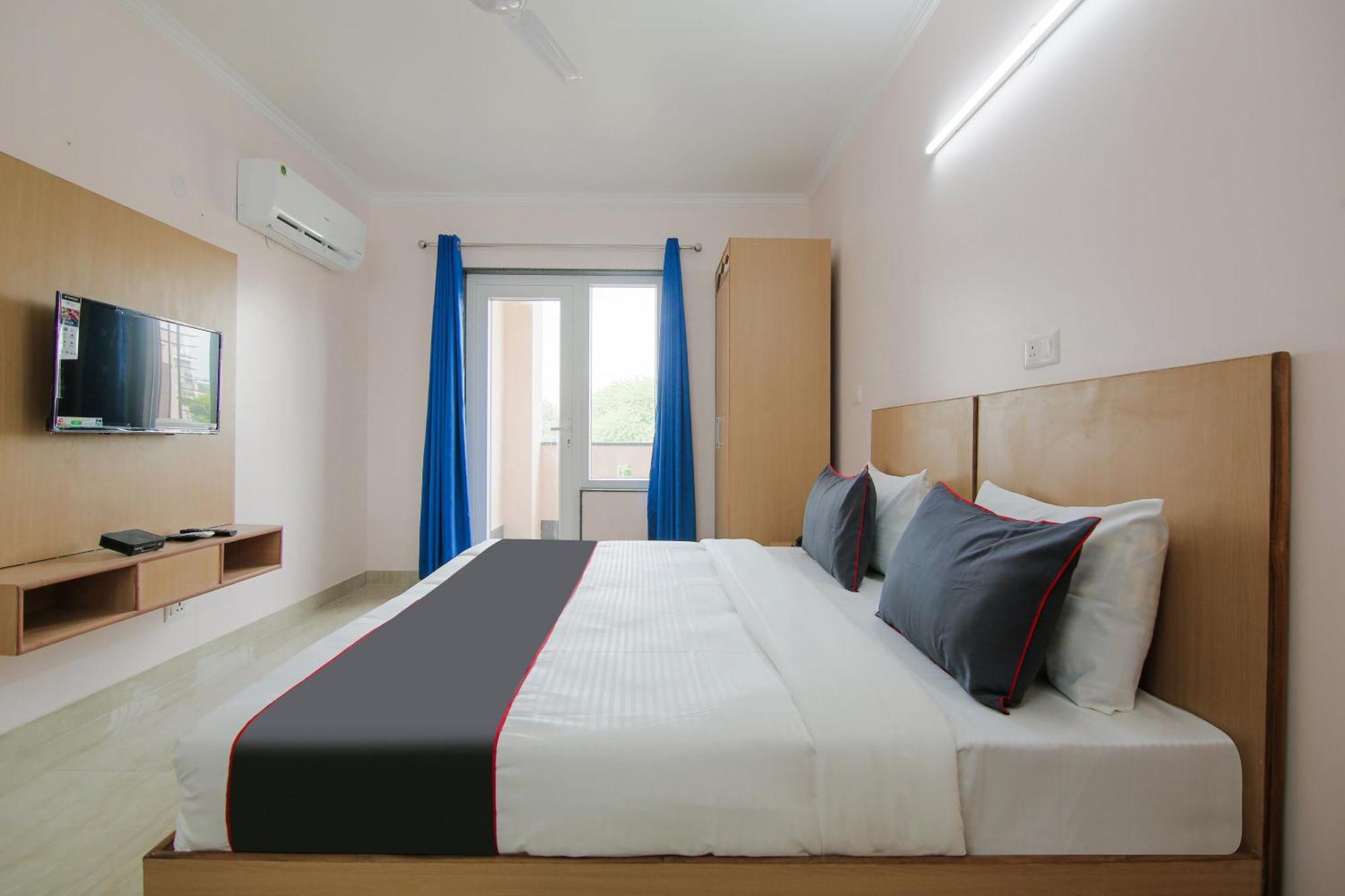 O Yours Hotel