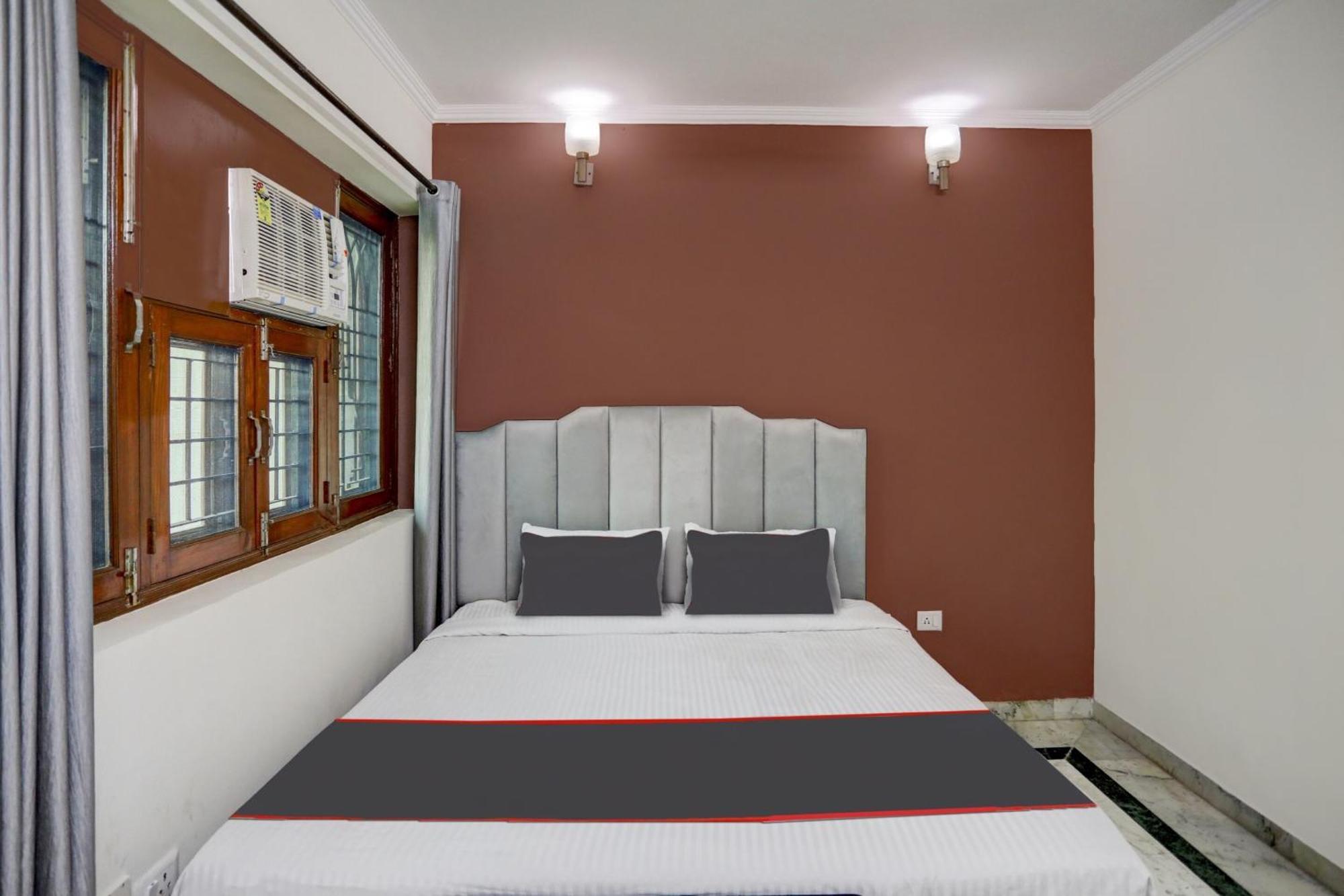 Hotel Capital O Uk House Residency