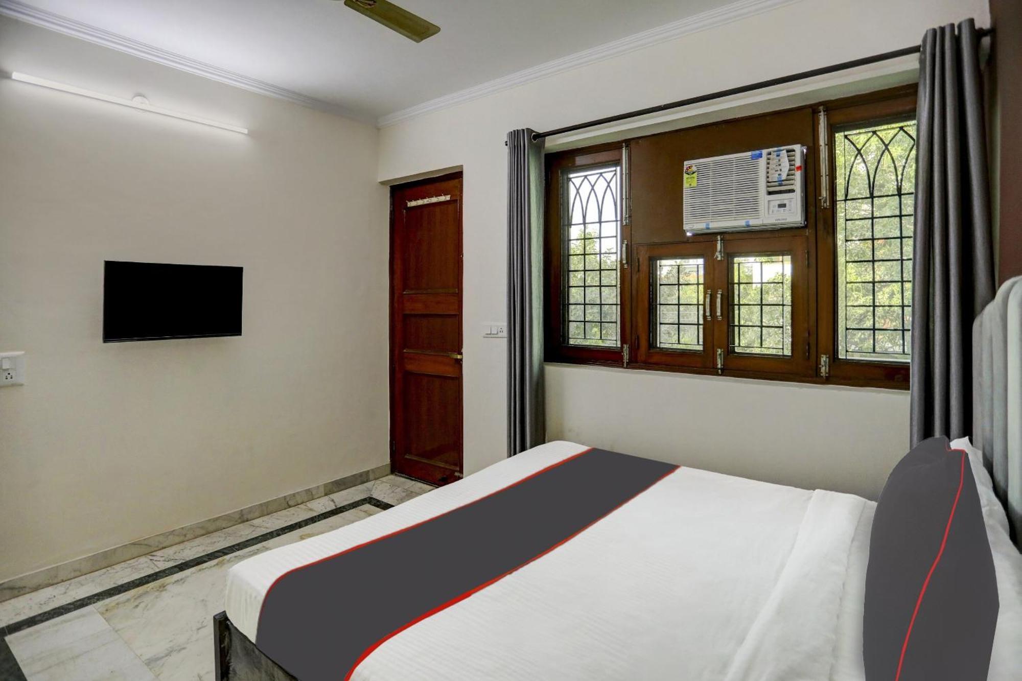 Capital O Uk House Residency Hotel 3*