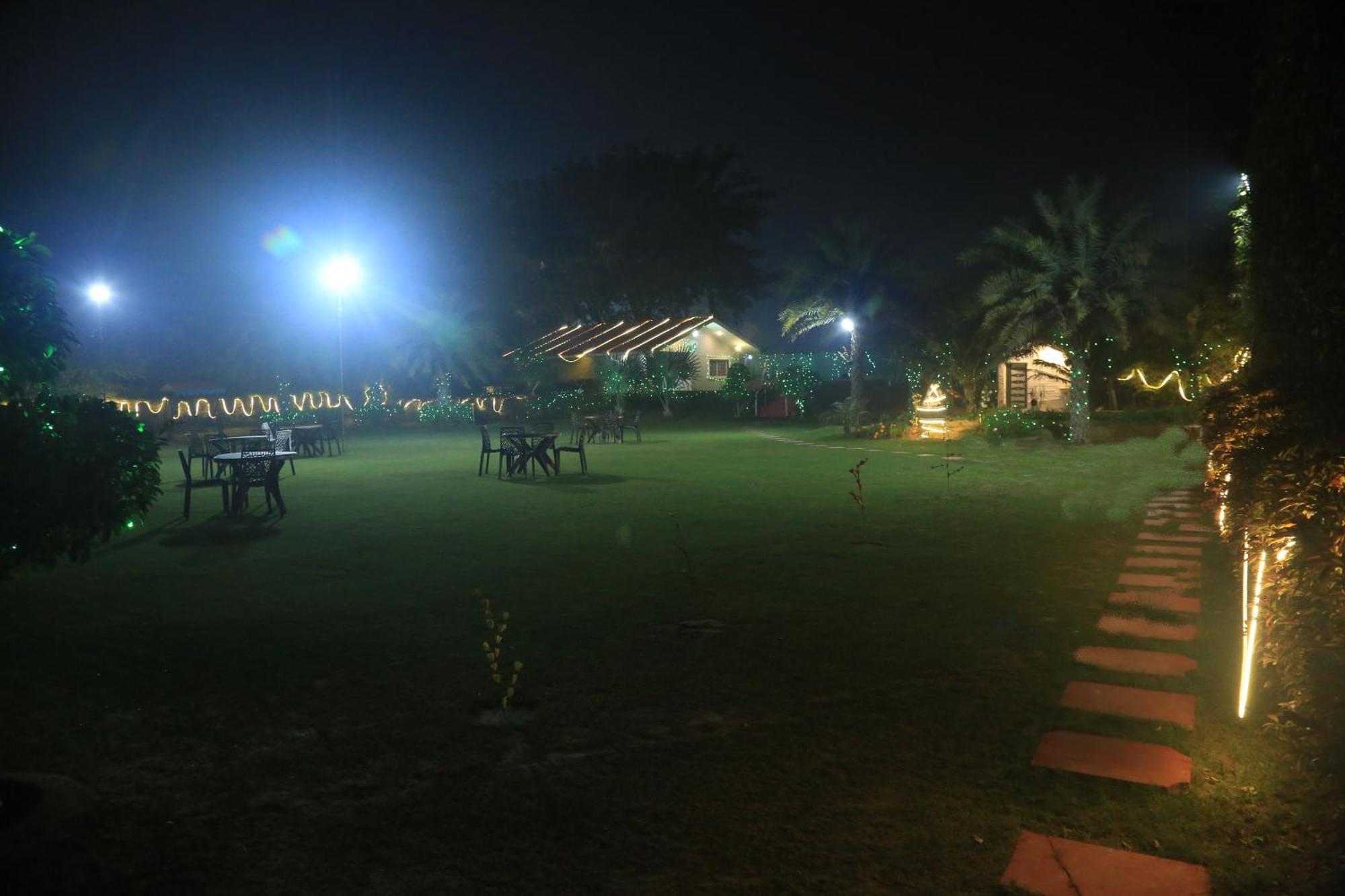 Royal Lawns