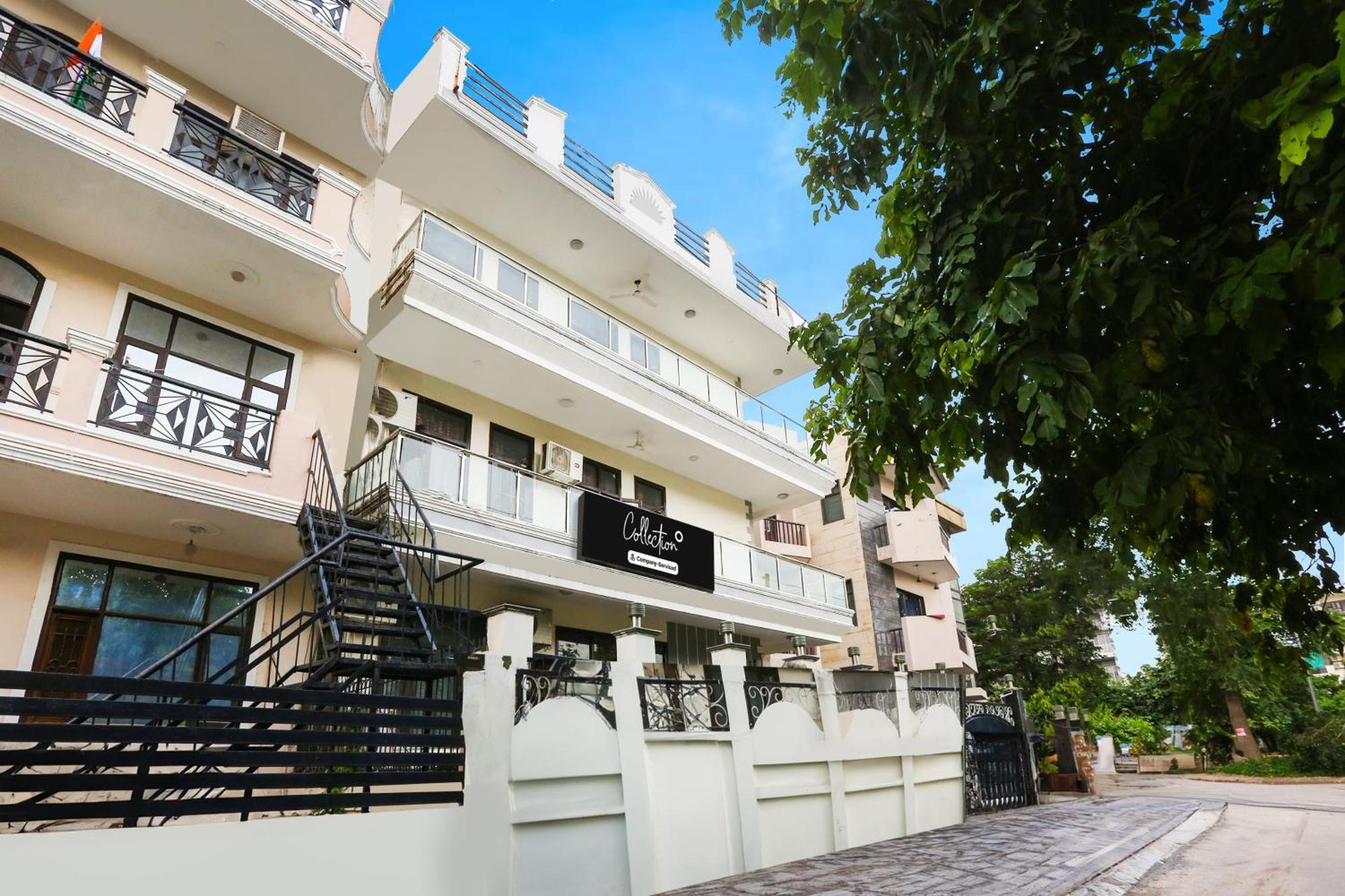 Super Collection O Sector 45 Near Huda Metro Station