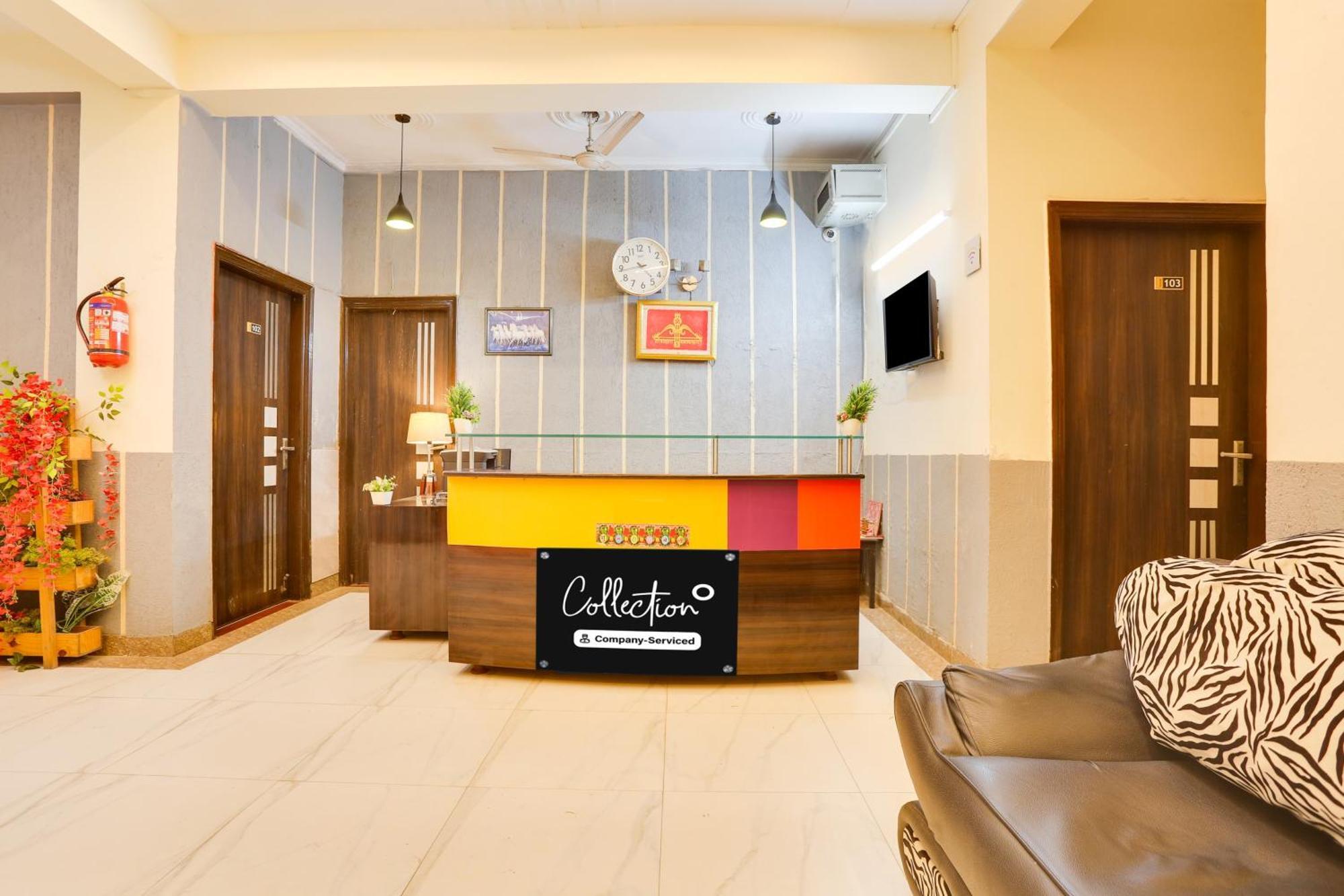 Super Collection O Sector 45 Near Huda Metro Station Hotel