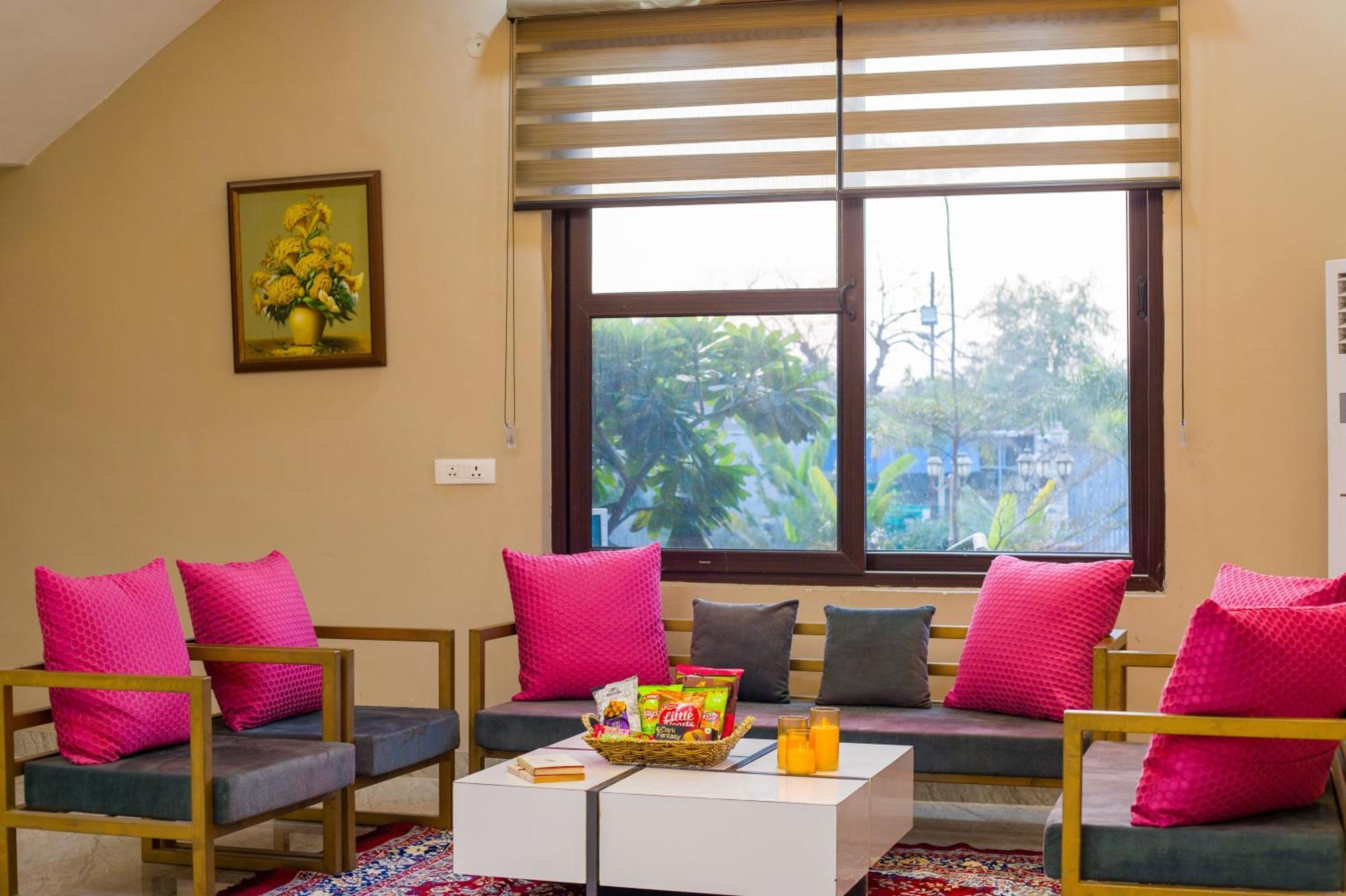 Villa Elivaas Aarul 4 Bhk With Pvt Pool, Gazebo & Game Zone *
