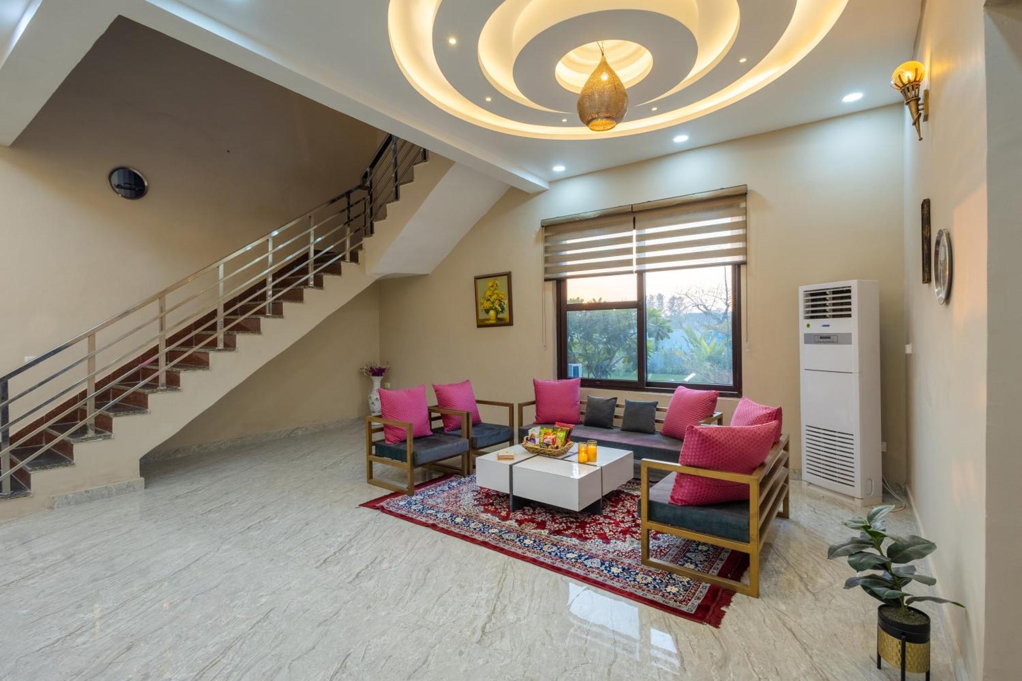 Villa Elivaas Aarul 4 Bhk With Pvt Pool, Gazebo & Game Zone