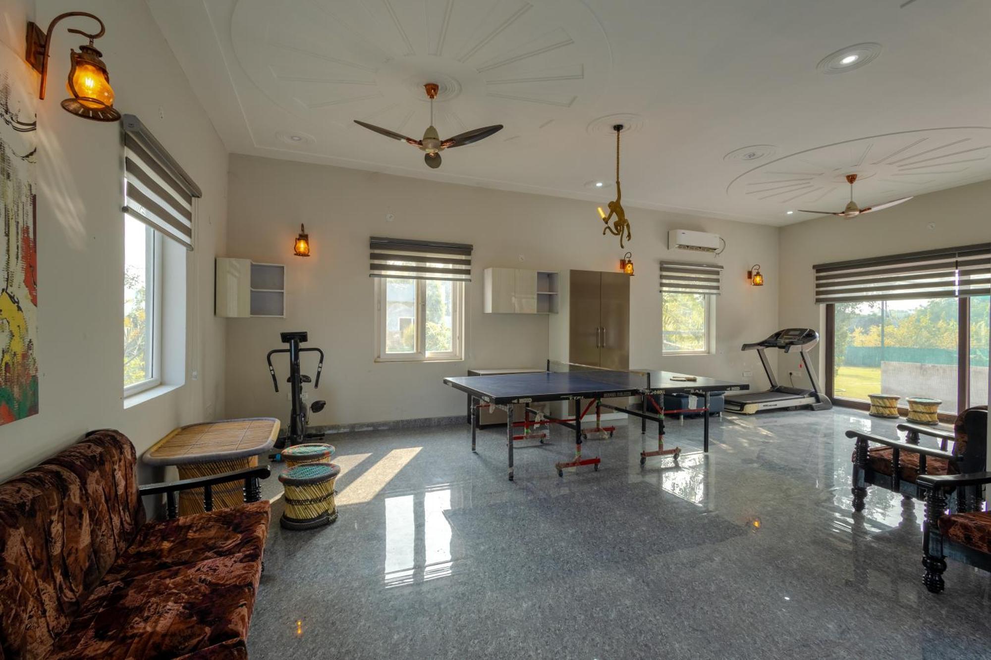 Villa Elivaas Aarul 4 Bhk With Pvt Pool, Gazebo & Game Zone *