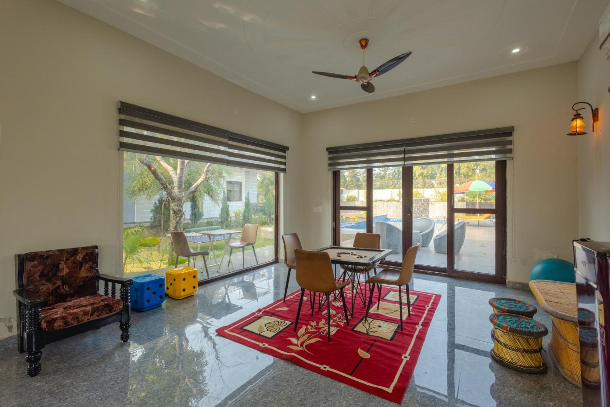 Elivaas Aarul 4 Bhk With Pvt Pool, Gazebo & Game Zone Villa Gurgaon