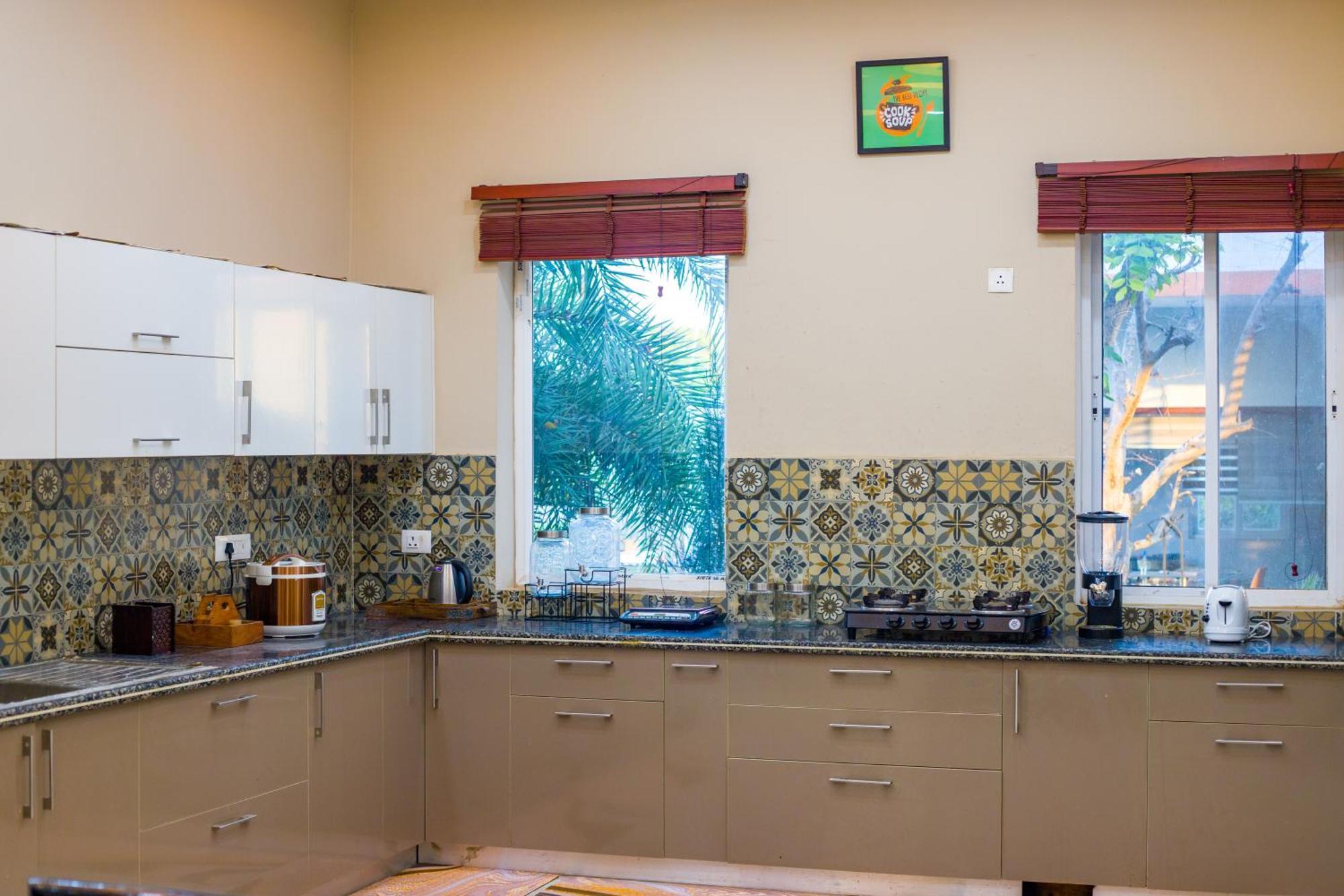 Elivaas Aarul 4 Bhk With Pvt Pool, Gazebo & Game Zone Villa *