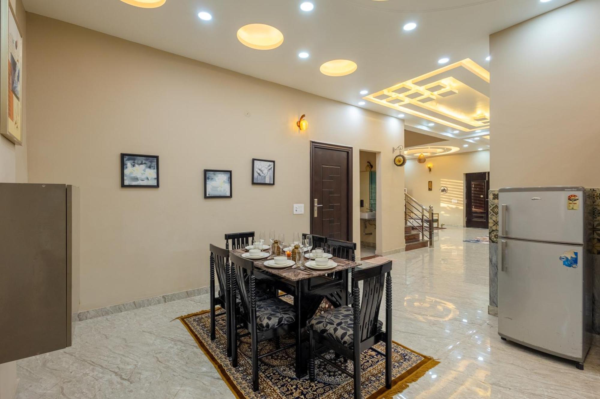 Elivaas Aarul 4 Bhk With Pvt Pool, Gazebo & Game Zone Gurgaon