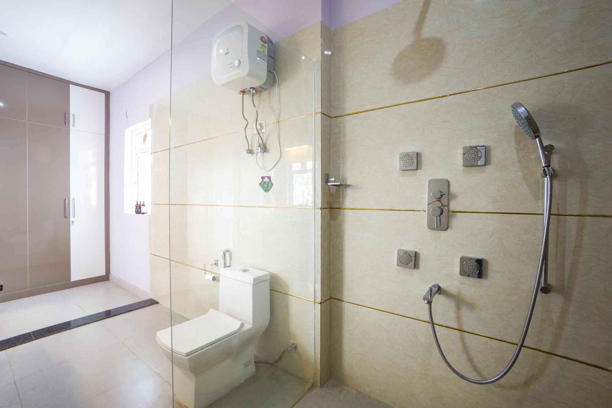 Villa Elivaas Aarul 4 Bhk With Pvt Pool, Gazebo & Game Zone Gurgaon