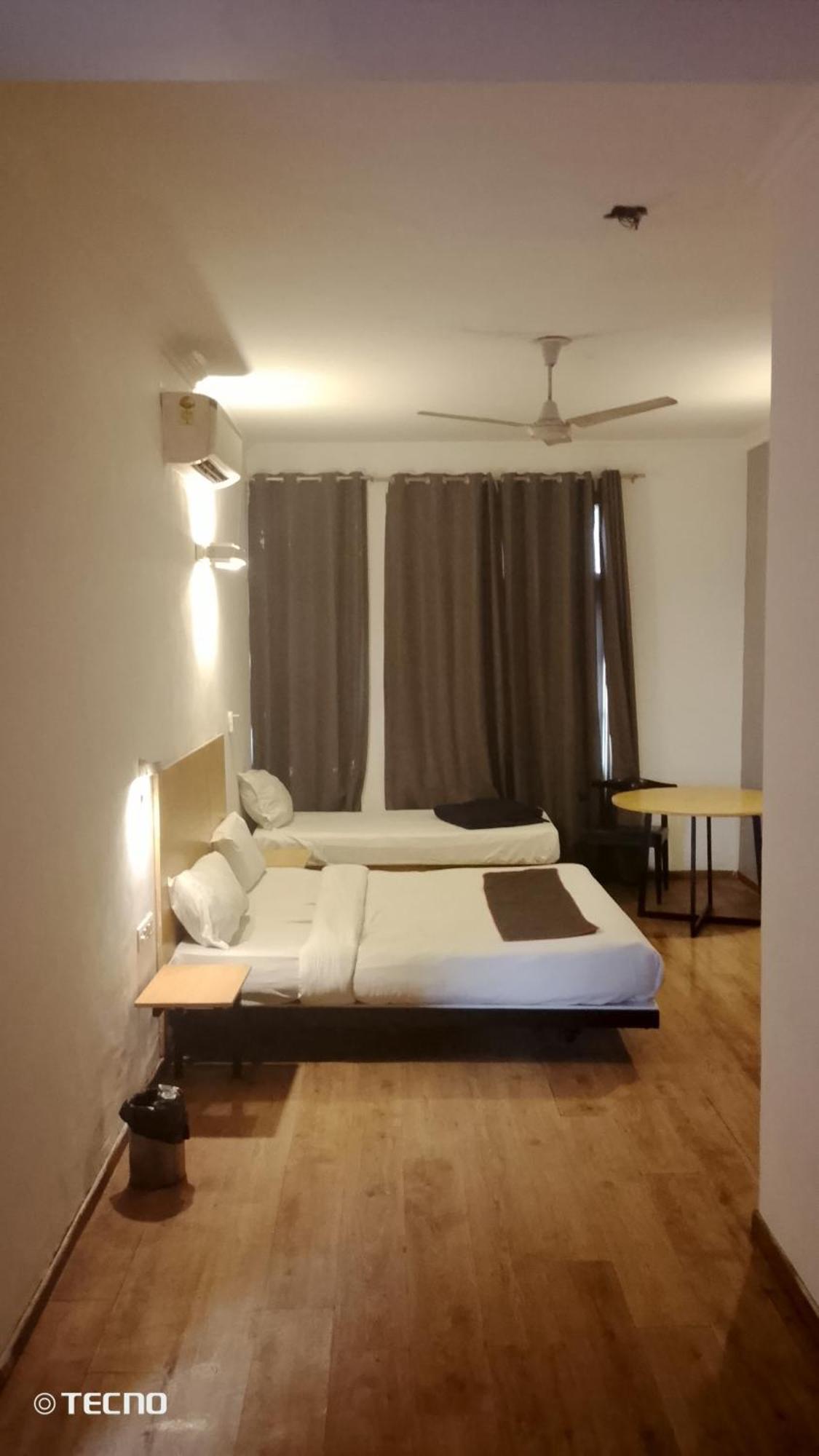 Royal India - Dlf Phase 2