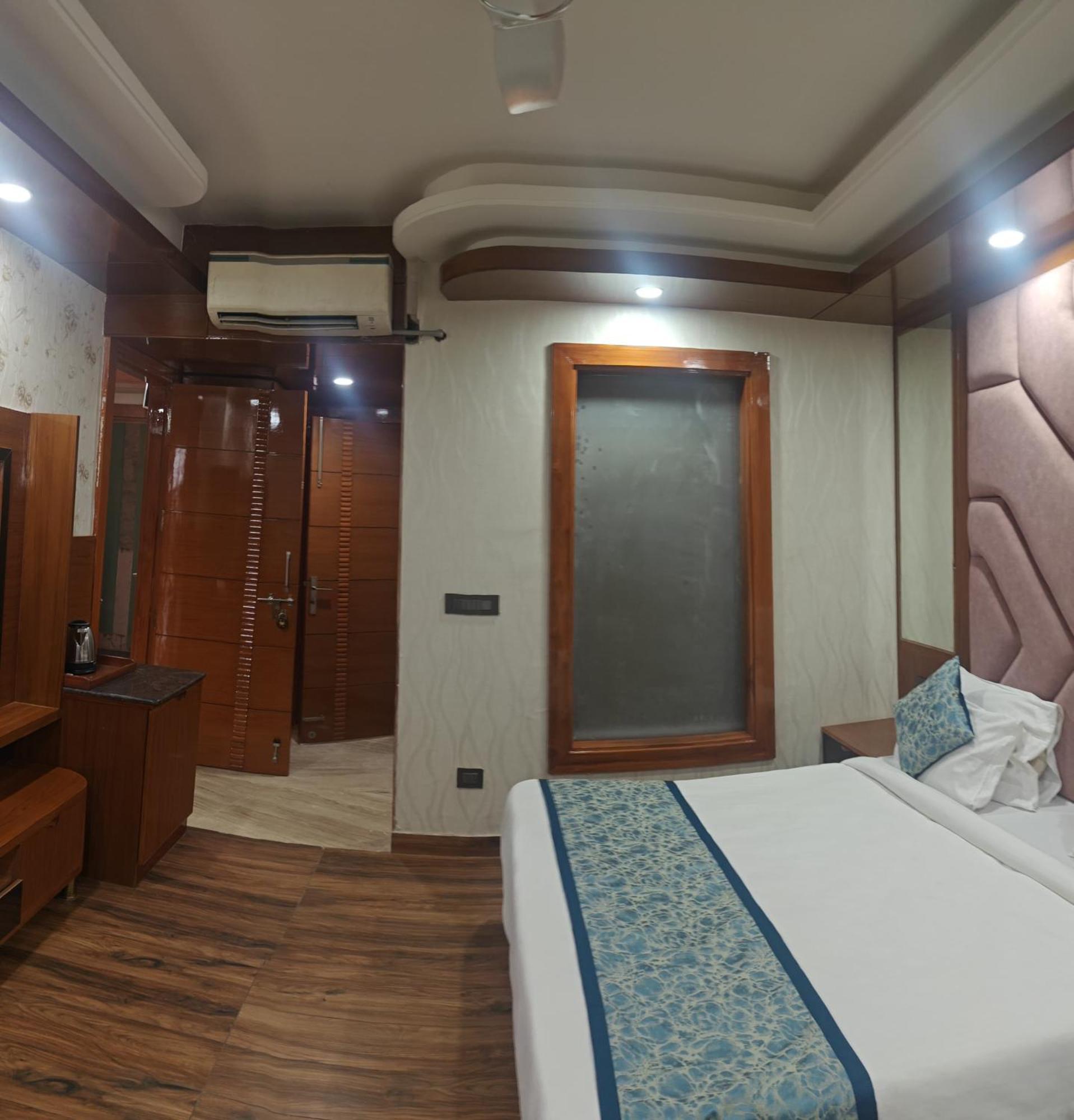 Platinum Palace Medanta Medicity 3* Gurgaon