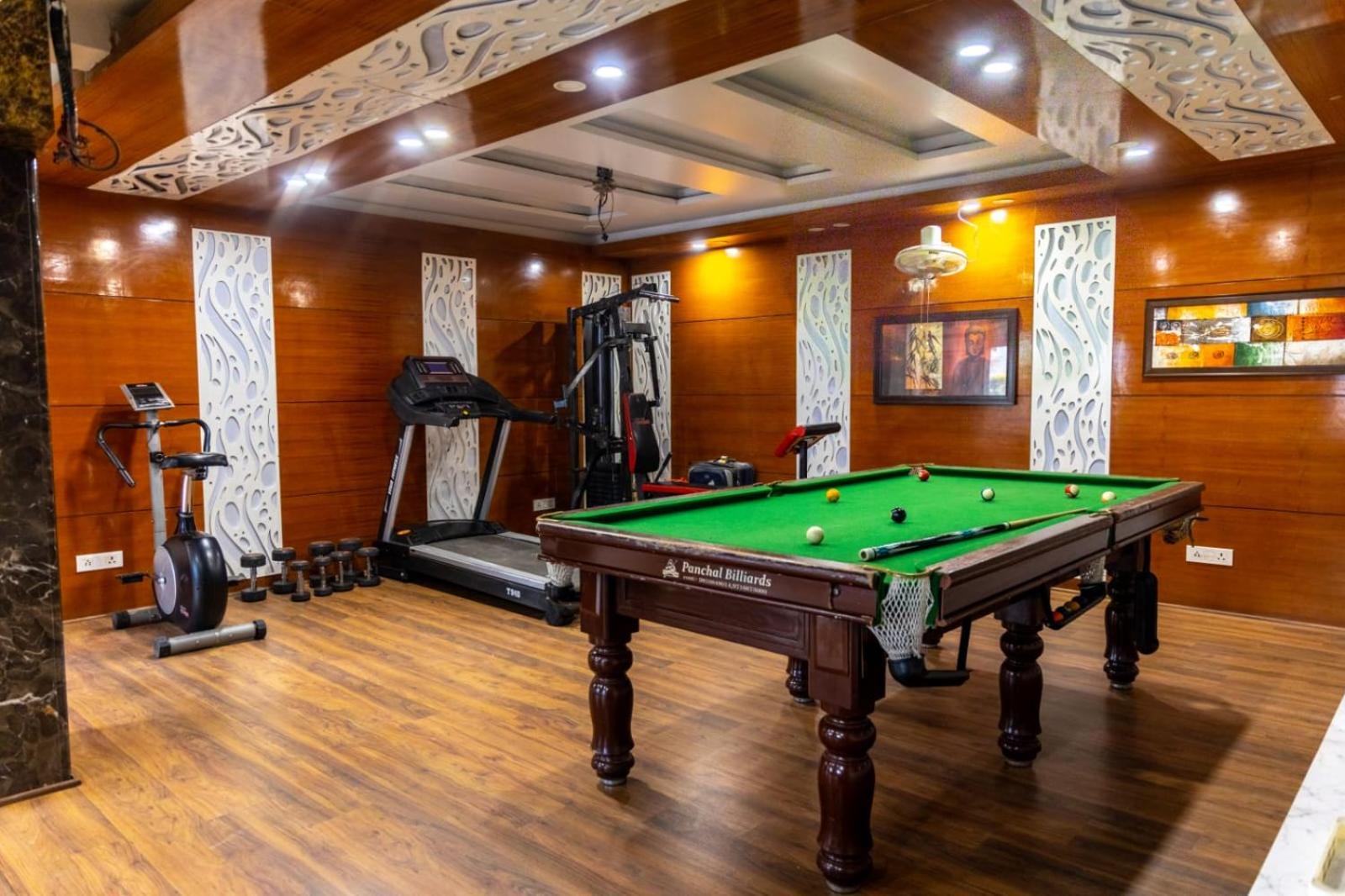 Hotel Platinum Palace Medanta Medicity Gurgaon