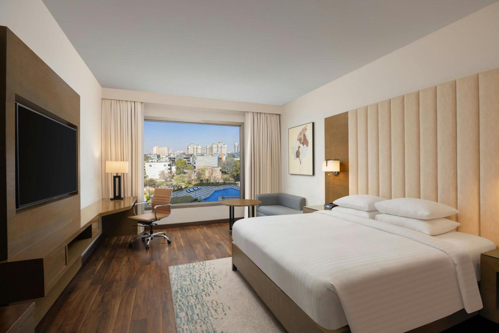 Courtyard By Marriott Gurugram Downtown Gurgaon
