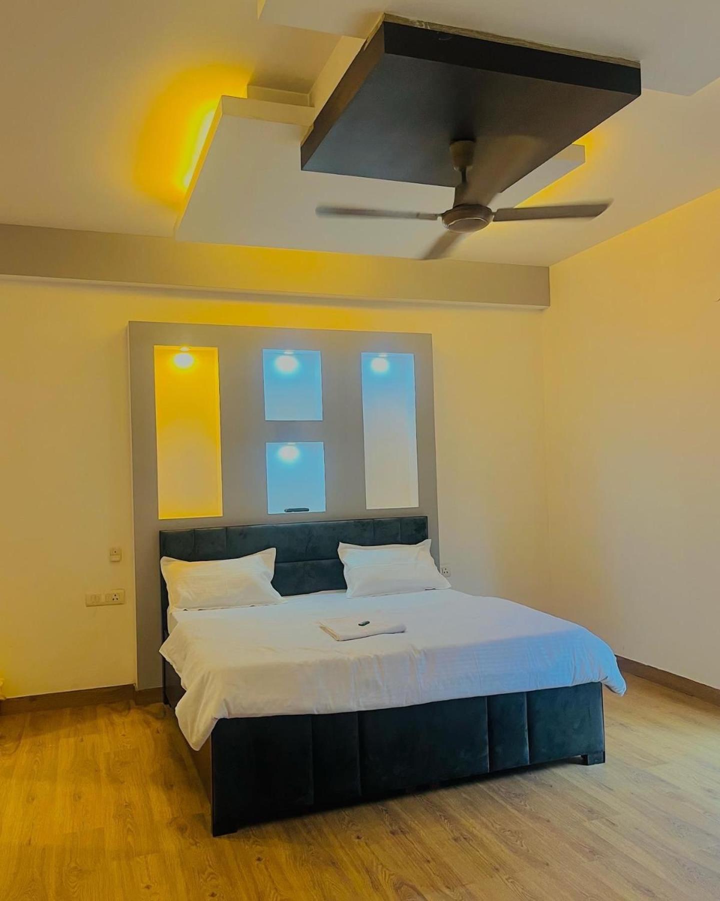 Hotel O The Majestic Residency