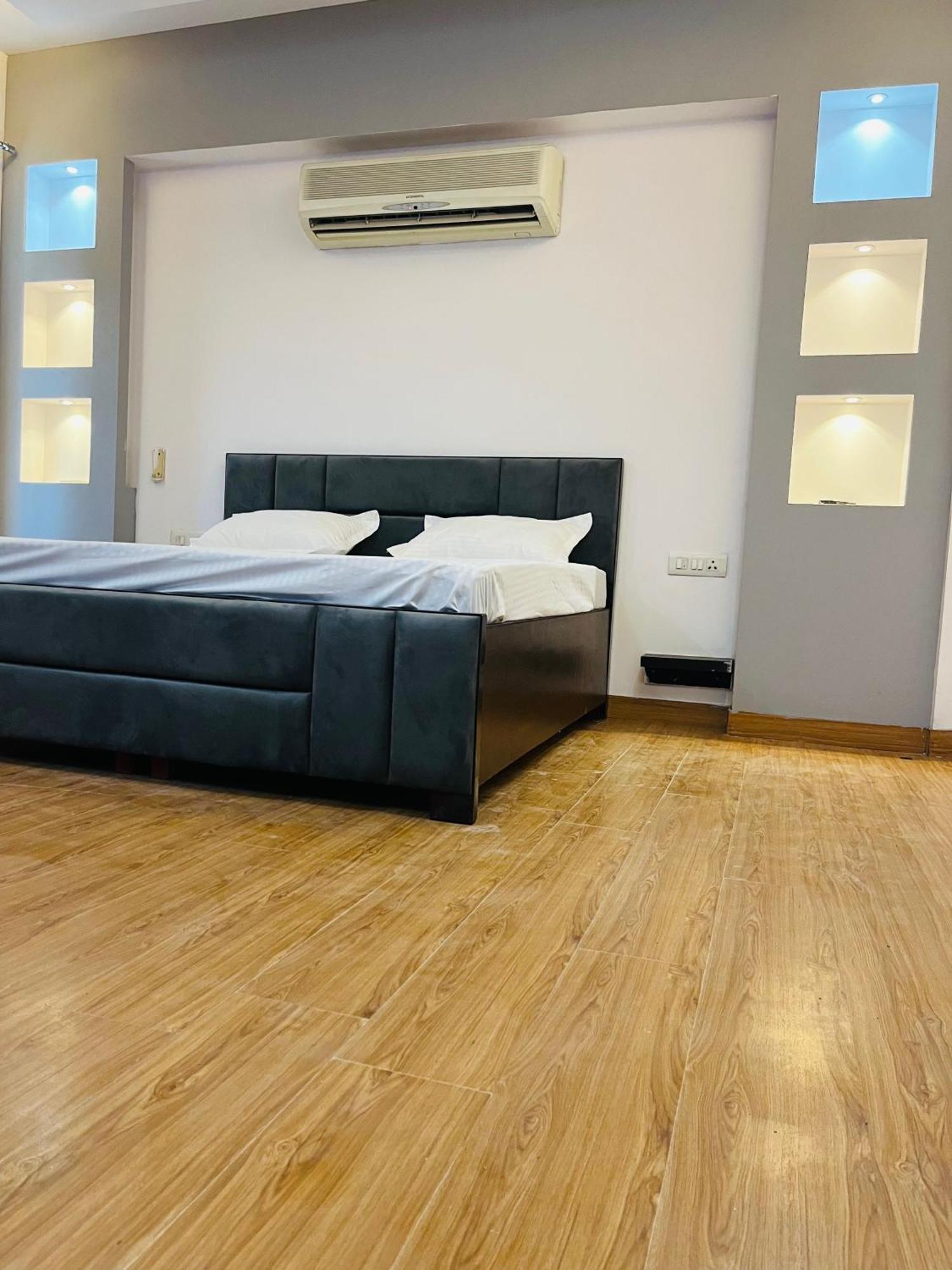 O The Majestic Residency Hotel Gurgaon