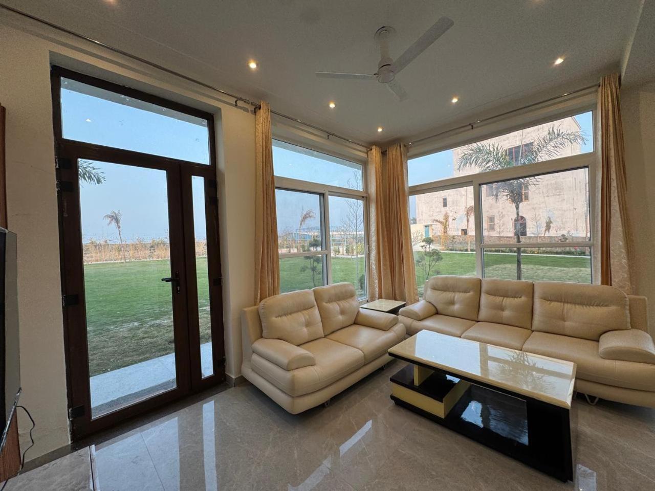 Farm stay Galaxy Aravali Farm *