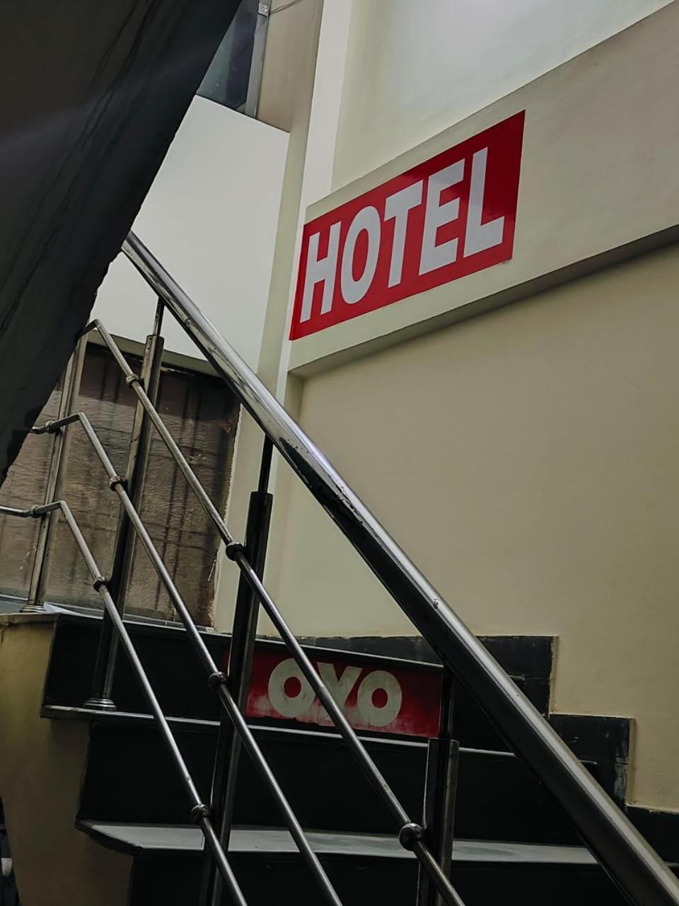 Hotel * Gurgaon