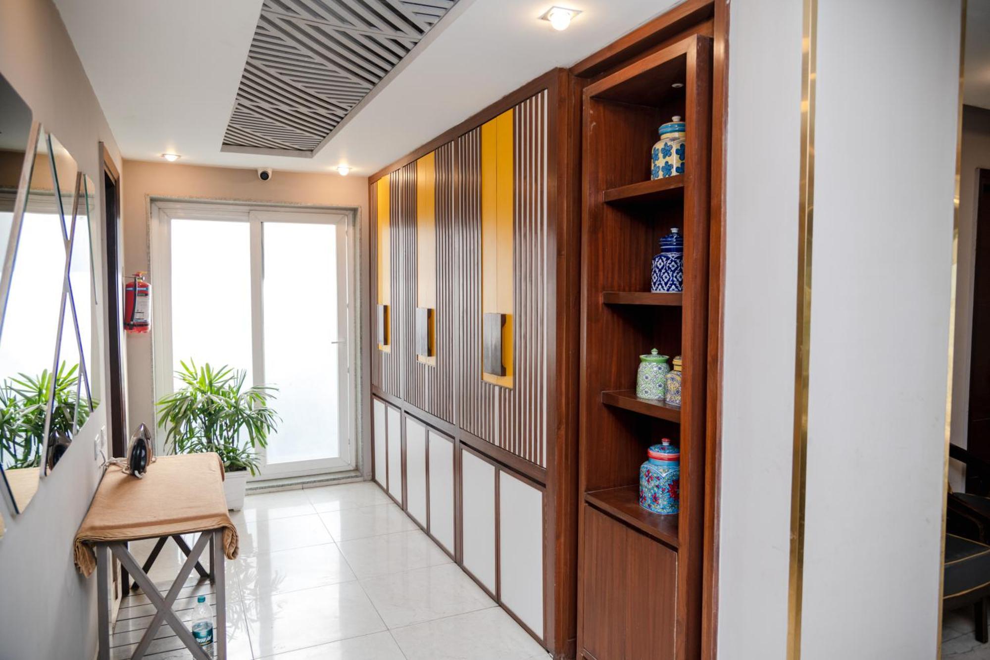 Hotel Vamsor Heights 26 Gurgaon