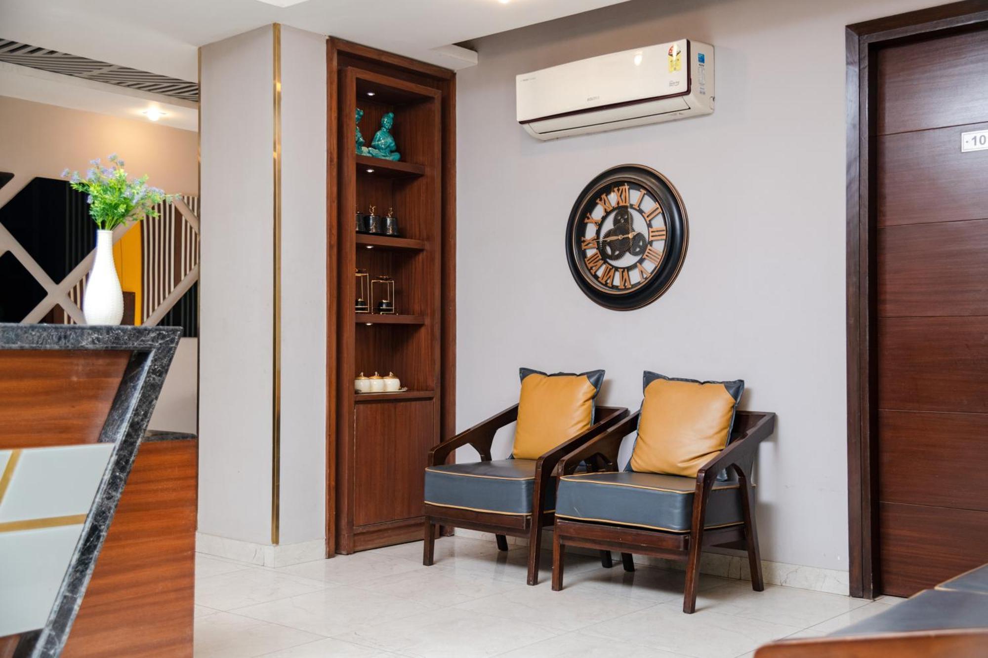 Vamsor Heights 26 4* Gurgaon