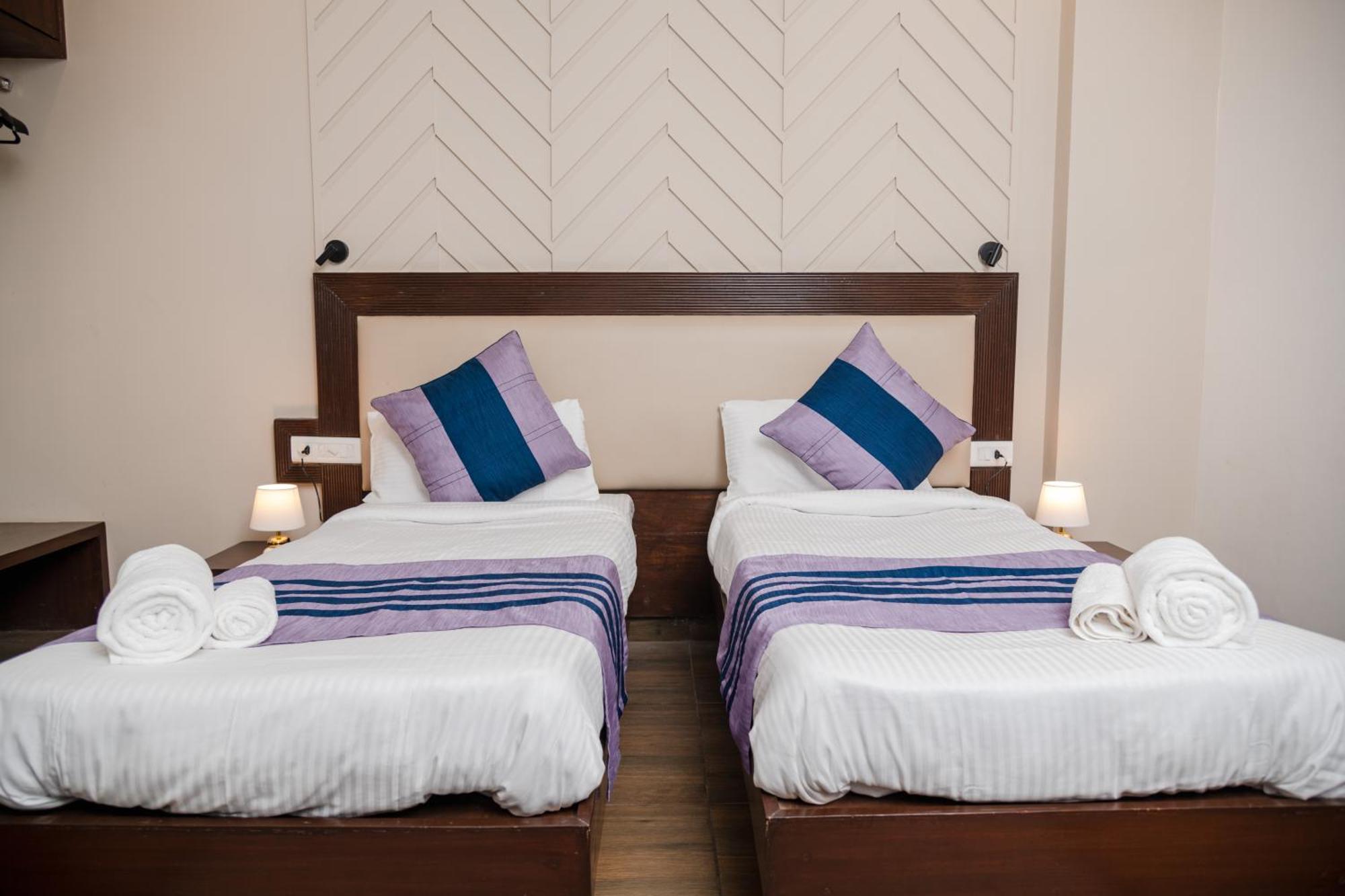 Vamsor Heights 26 Hotel Gurgaon