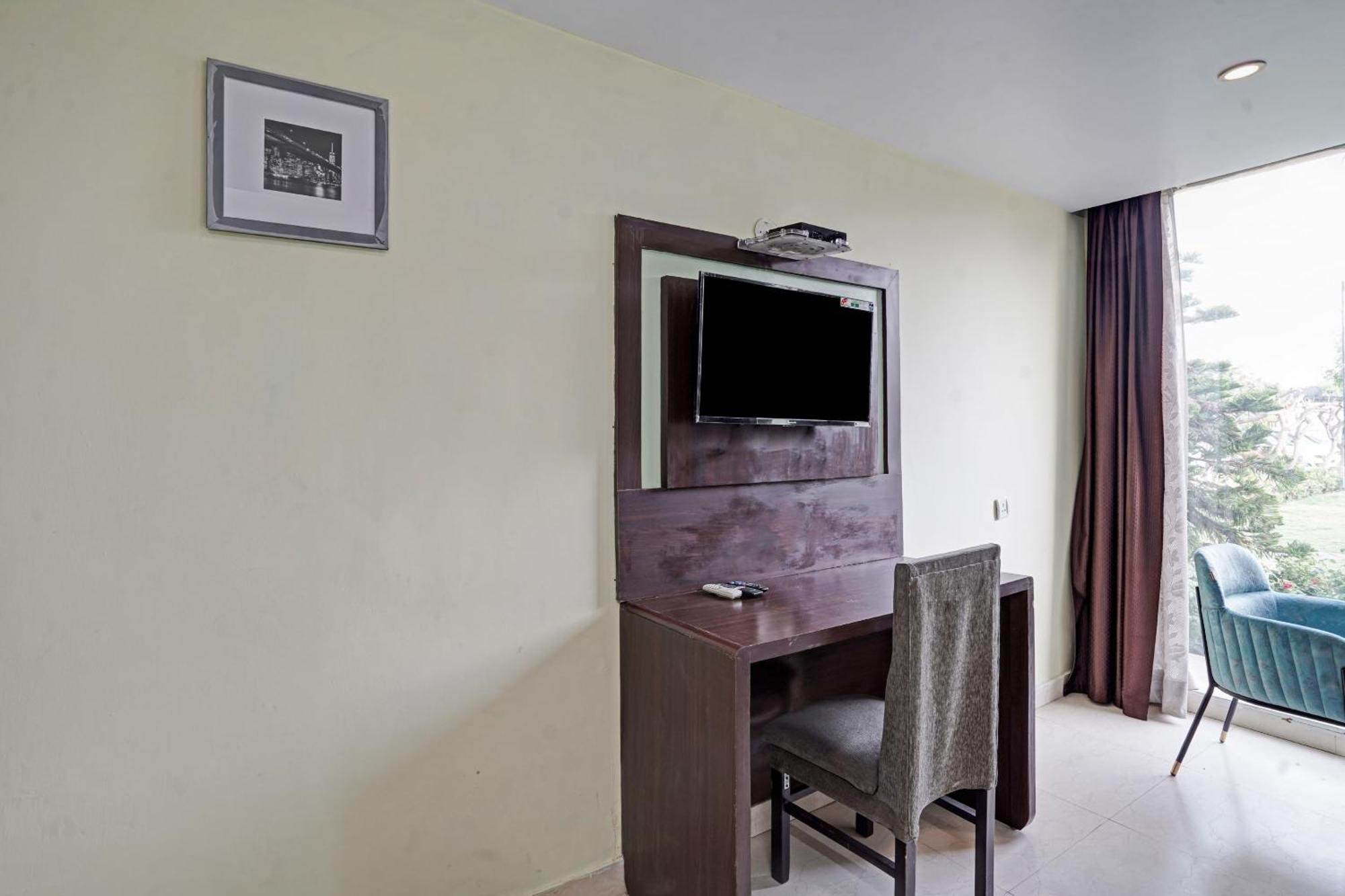 Palette - Jps Residency 3* Gurgaon
