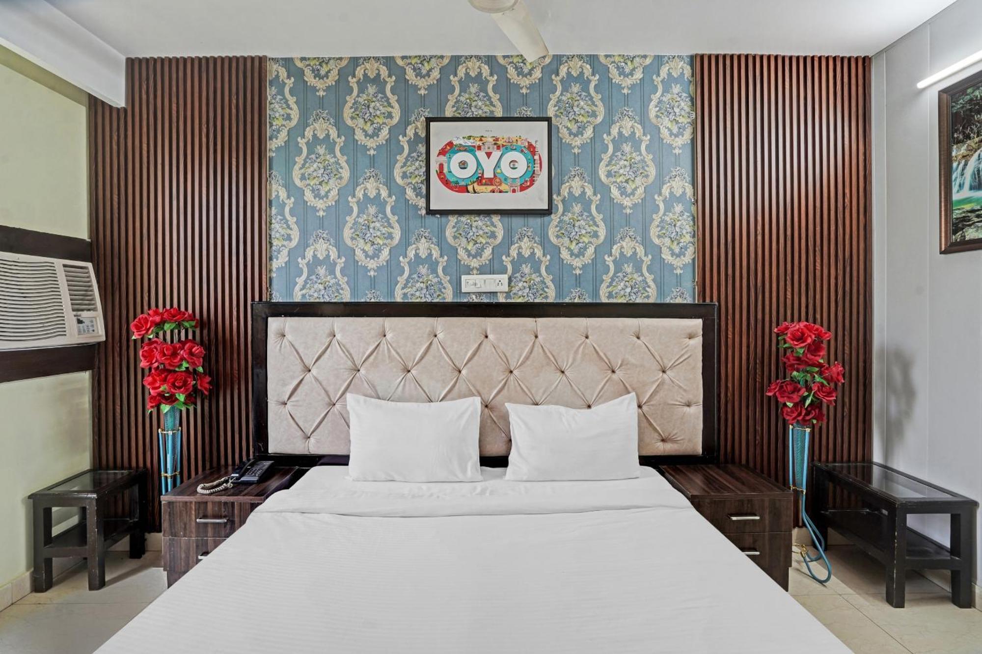 Palette - Jps Residency Resort 3*