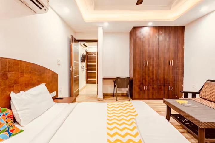 Bellmore And Homes 3* Gurgaon