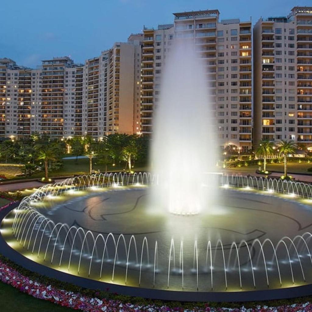Luxury Fully Furnished Apartment *