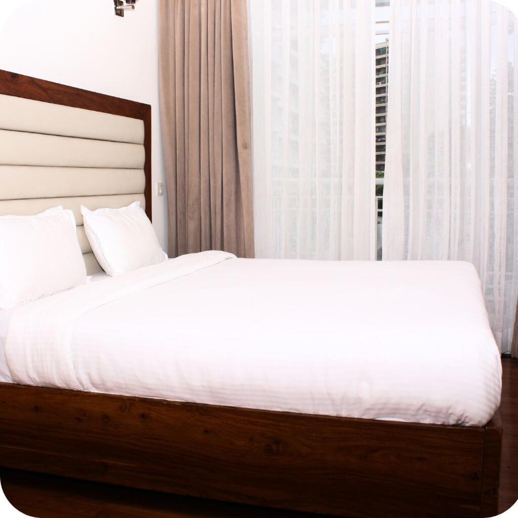 Luxury Fully Furnished Apartment Gurgaon