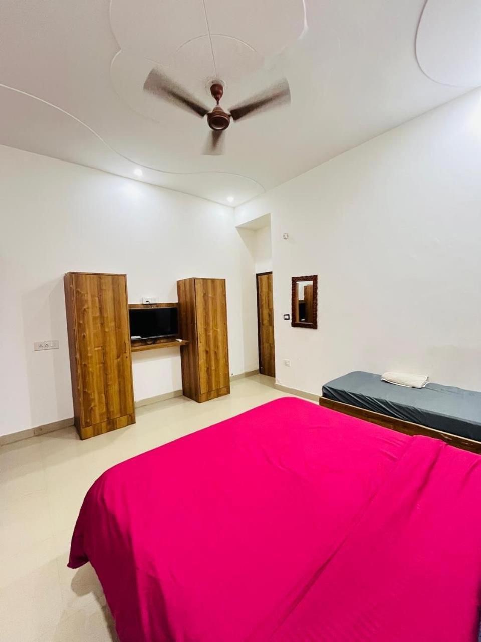 Backpackers Gurgaon