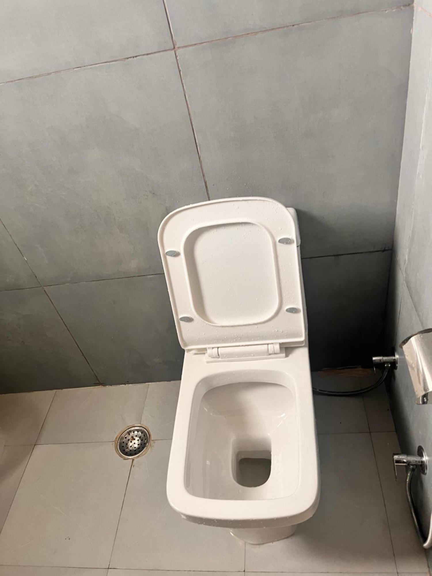 Apna Homes & I Gurugram I Sector-71 Hotel Gurgaon