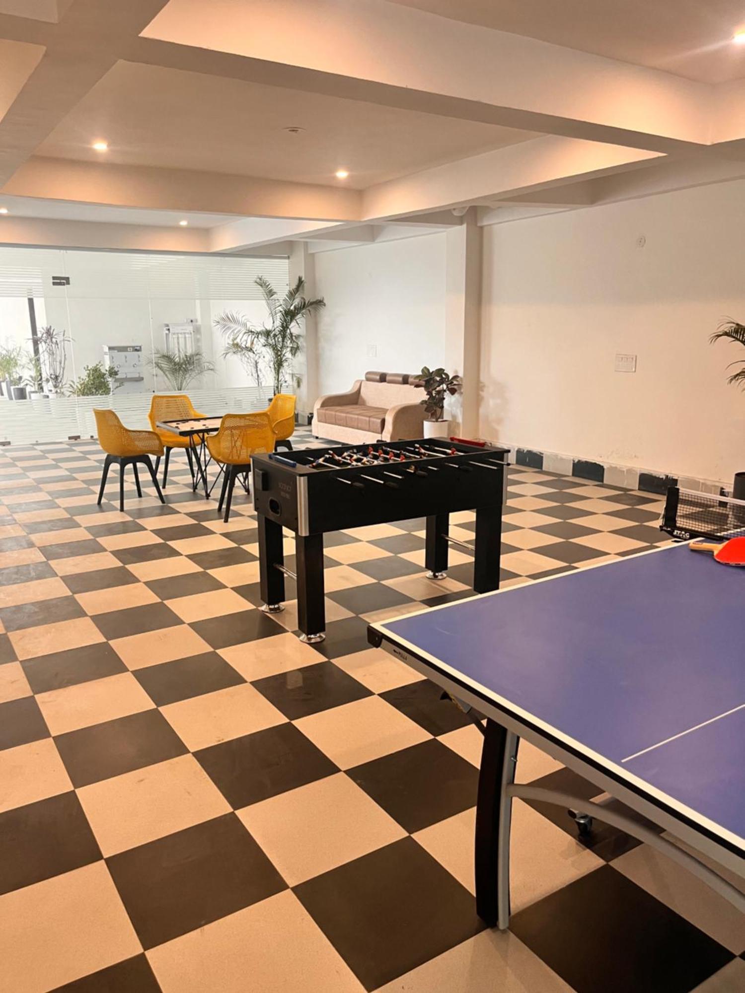 Hotel Apna Homes & I Gurugram I Sector-71 4*