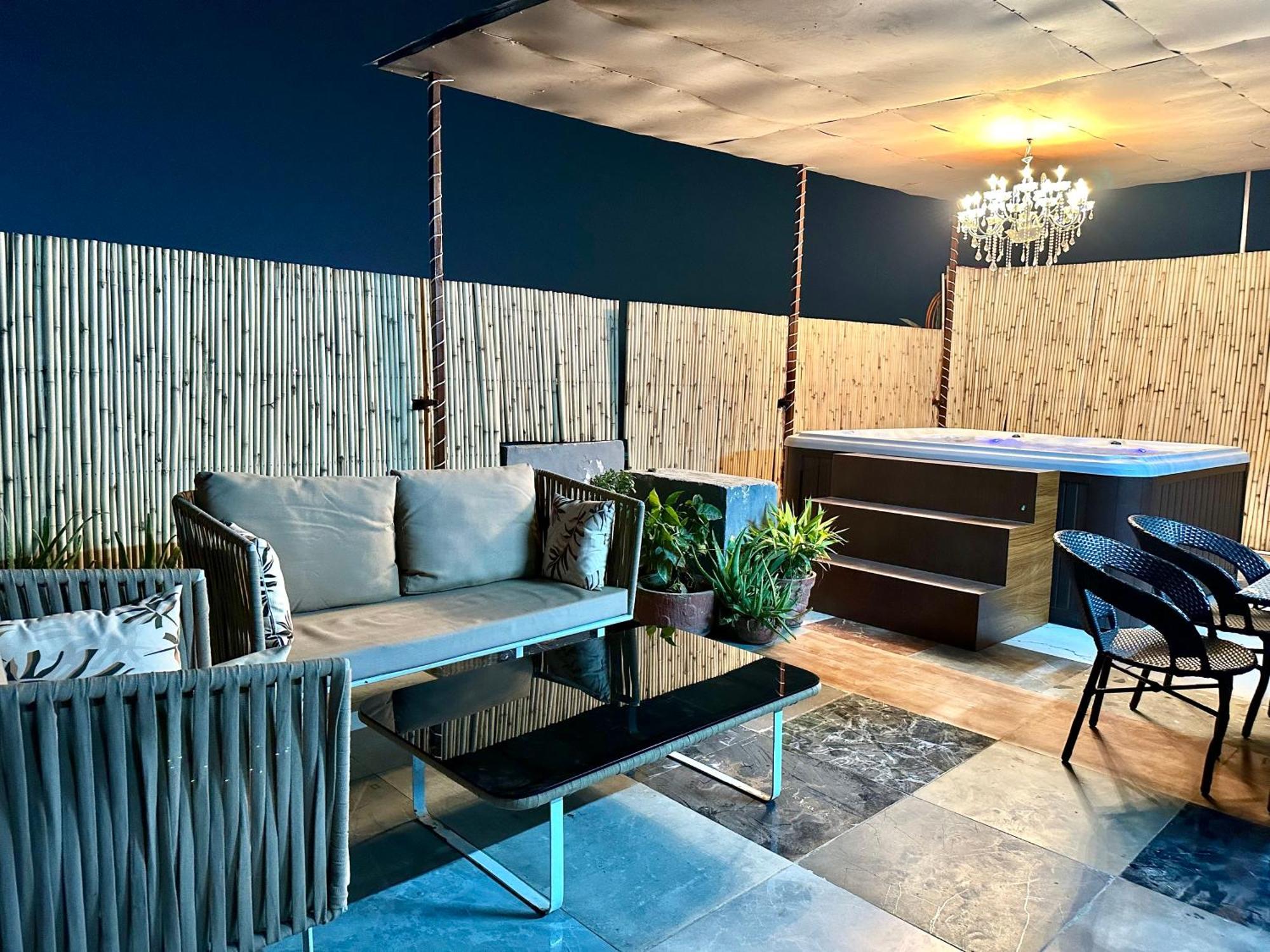 Terrace With Jacuzzi On Terrace On Main Road *