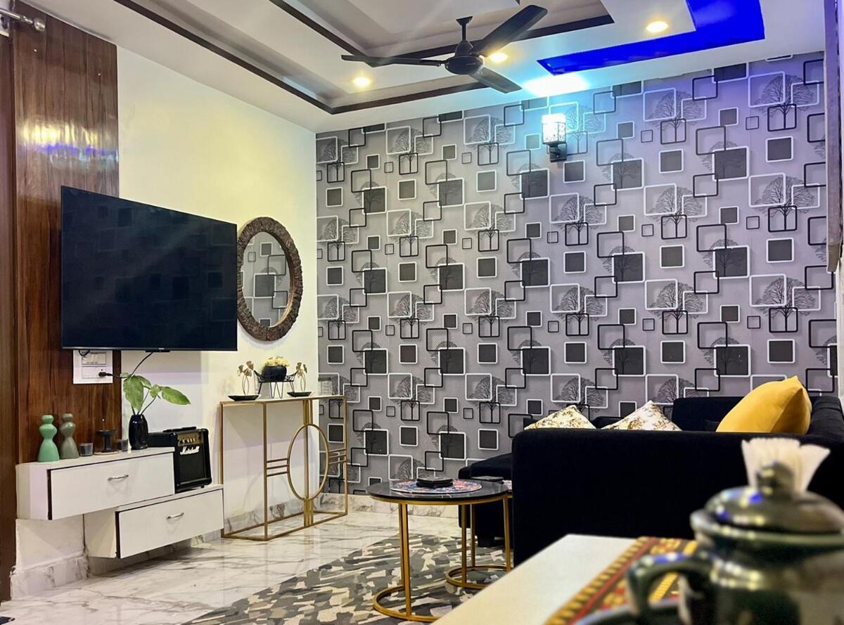 3bhk With The Terrace * Gurgaon