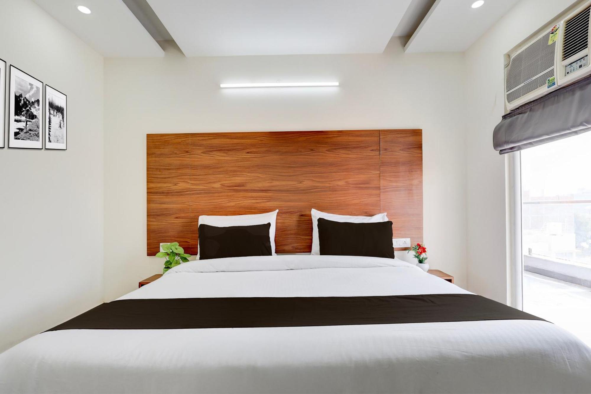 Hotel O Yatharv Gurgaon