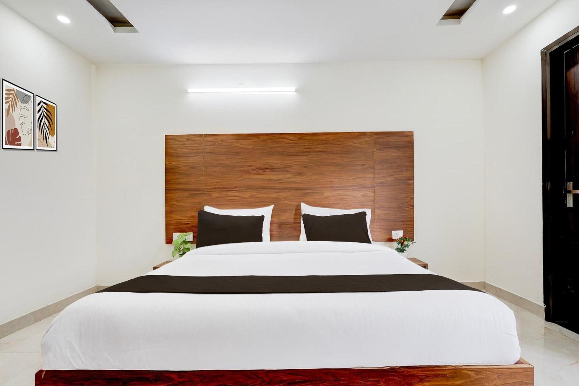 O Yatharv 3* Gurgaon