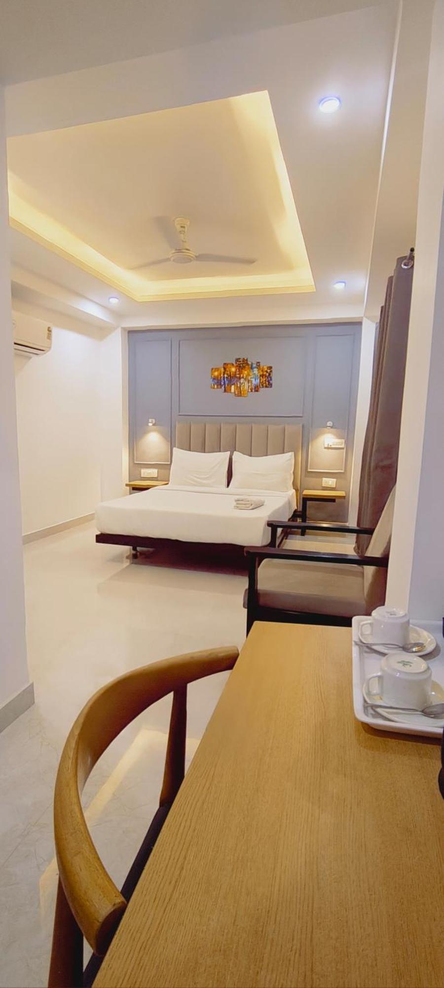 Hotel Mavens House Artemis Hospital Road Guest house