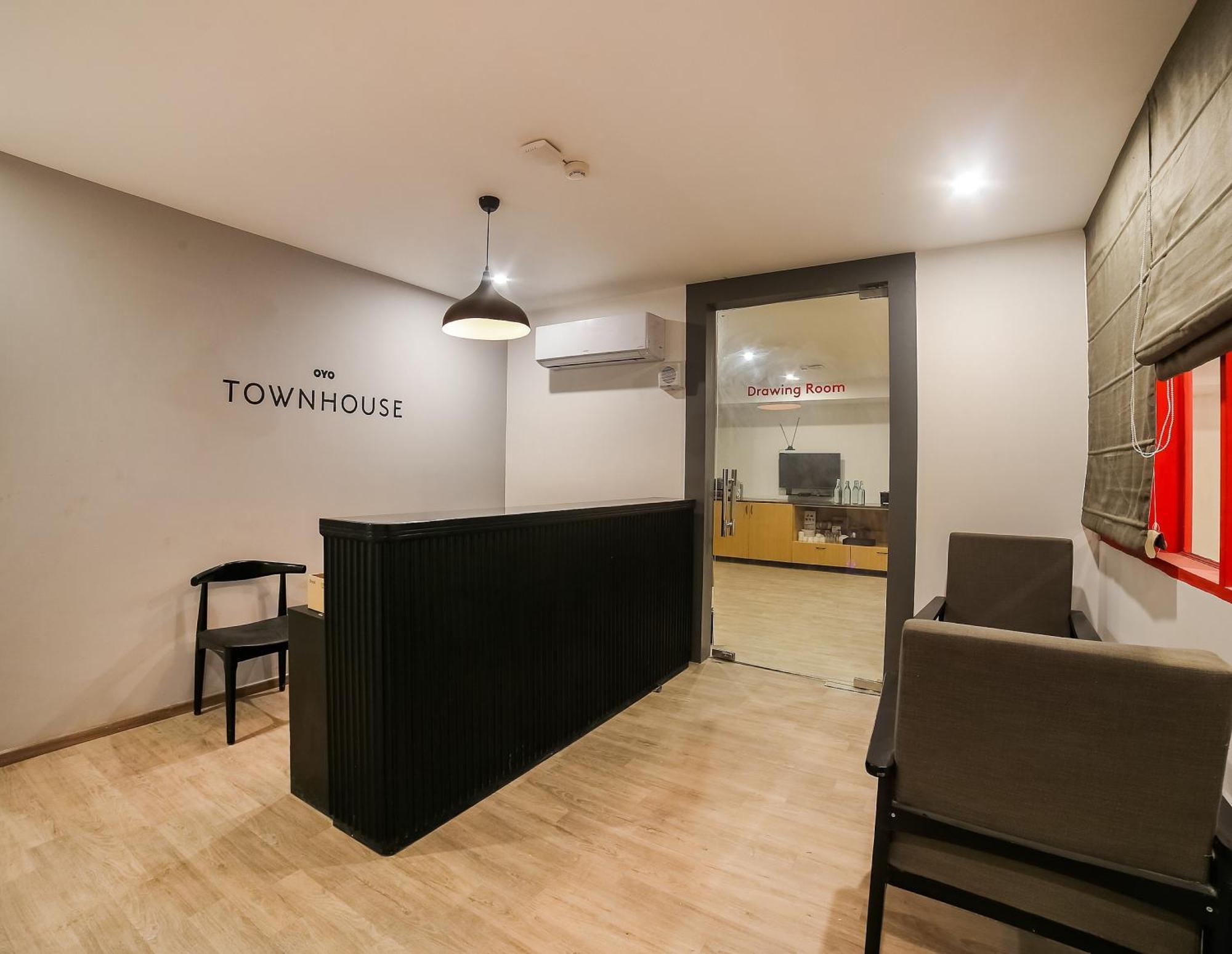Super Townhouse Near Appu Ghar