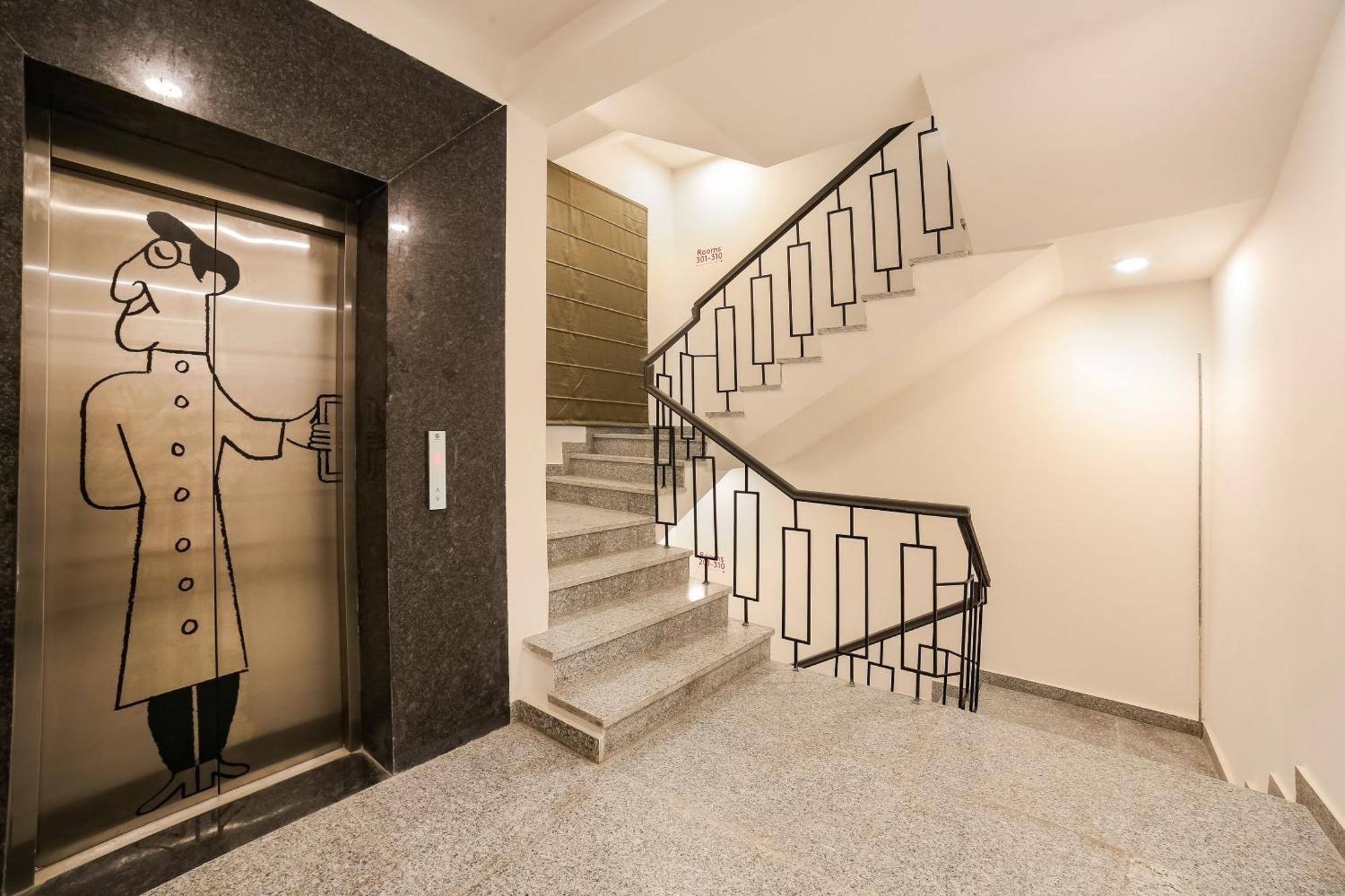 Super Townhouse Near Appu Ghar Gurgaon