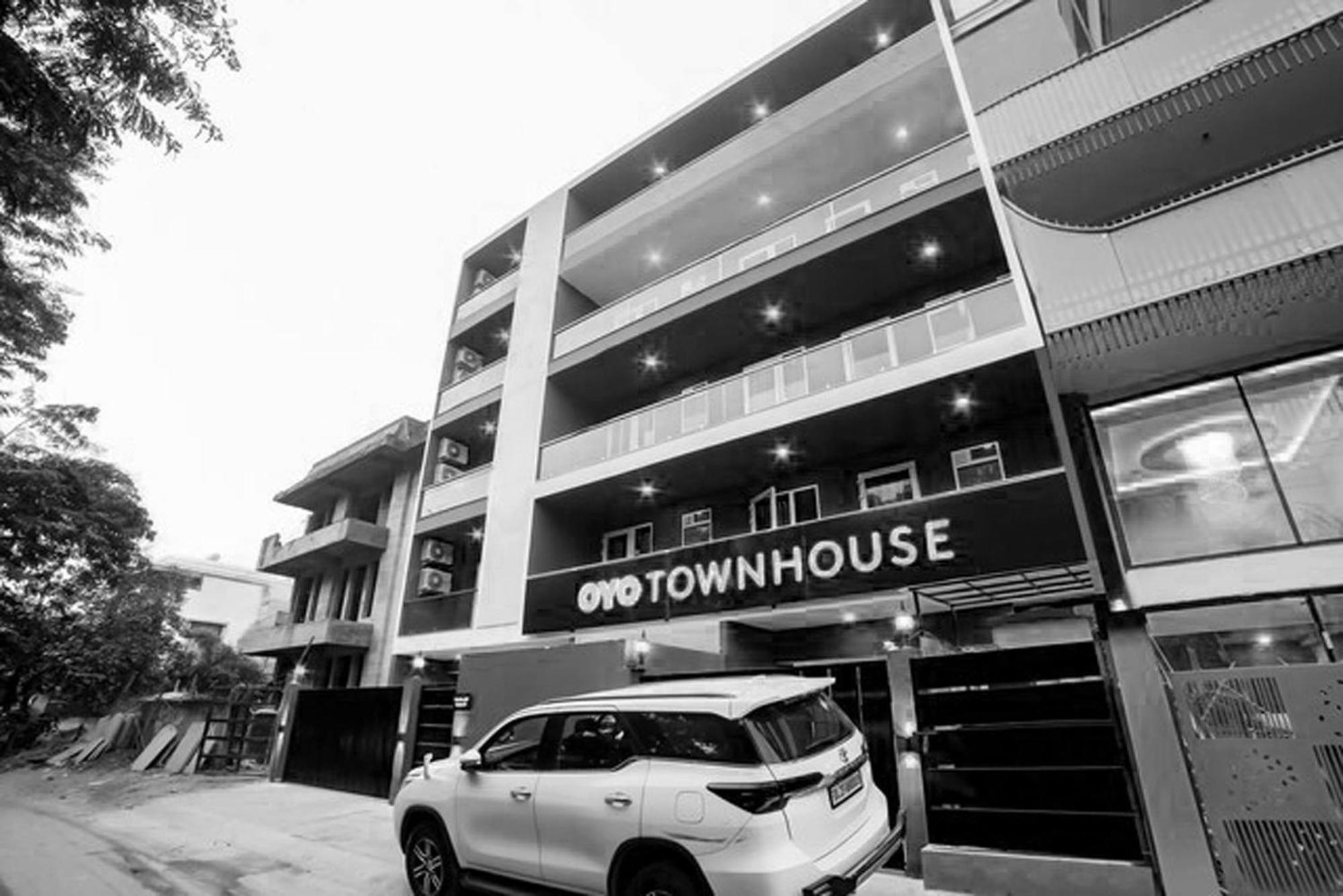 Hotel Super Townhouse Near Appu Ghar