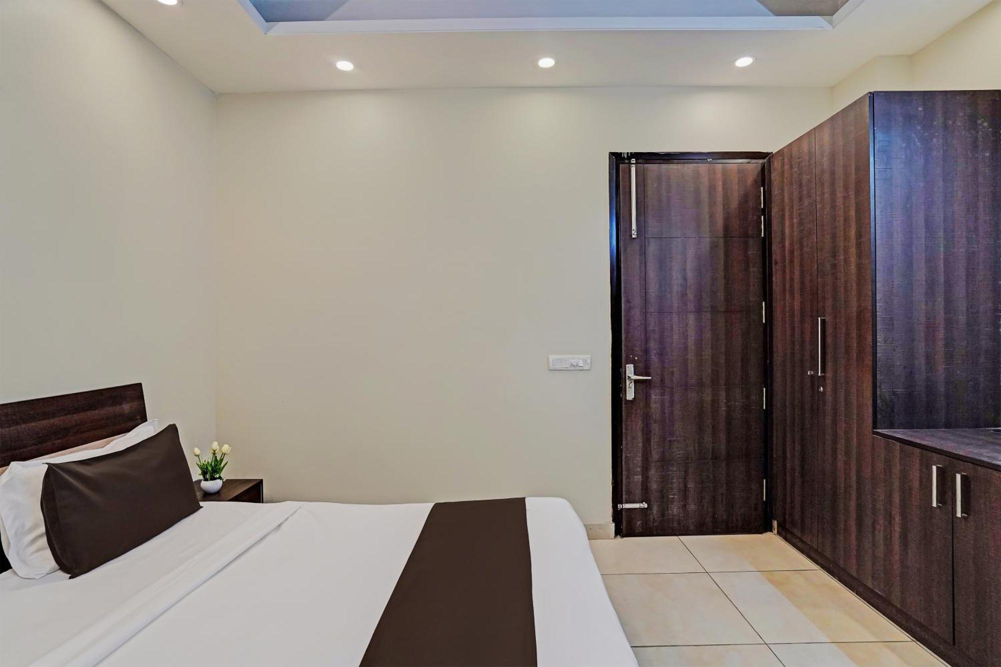 Hotel Townhouse Akshay