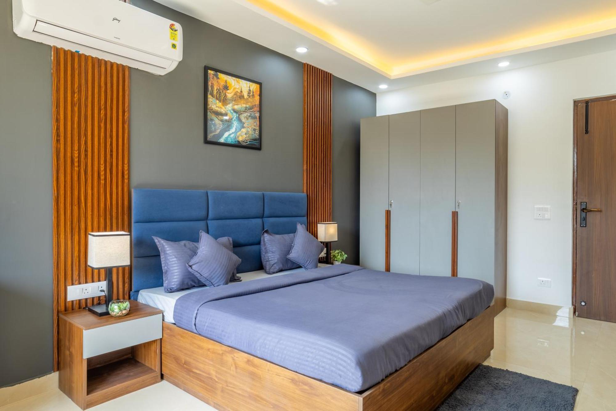 Housr 56 Ii Hotel Gurgaon