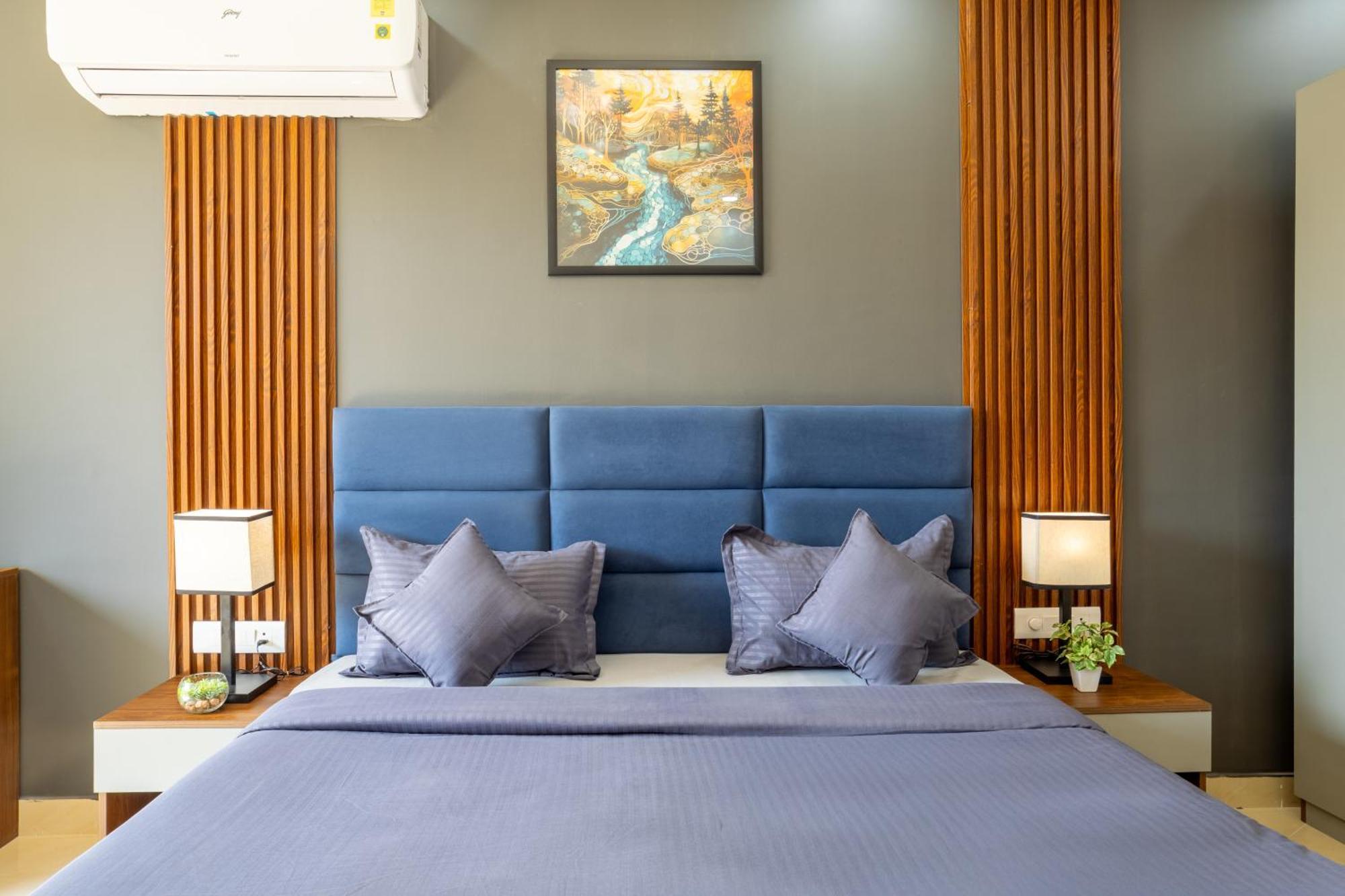 Housr 56 Ii Hotel Gurgaon