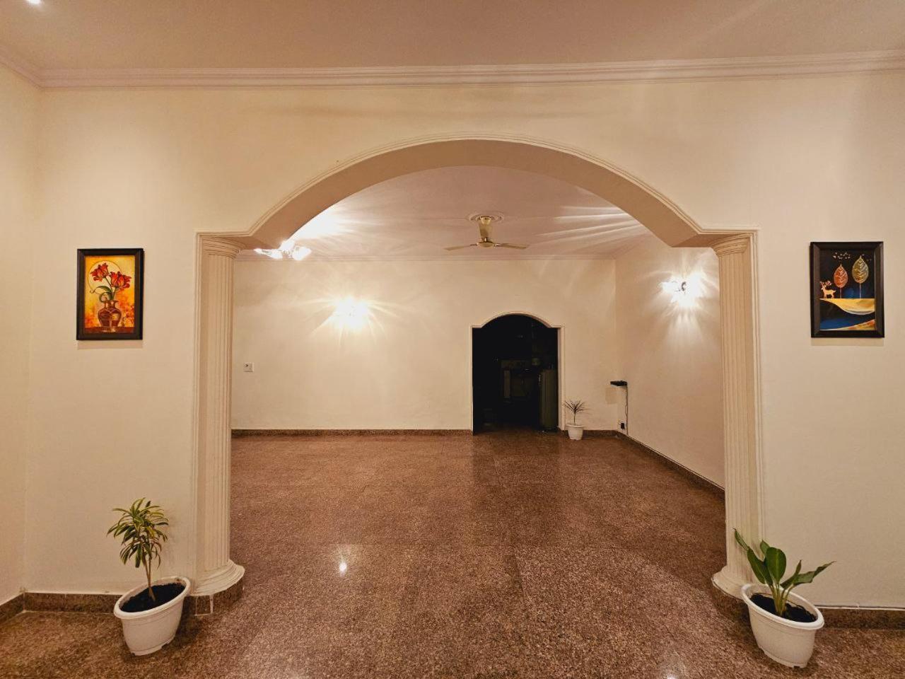 Raj Residency Guest house *
