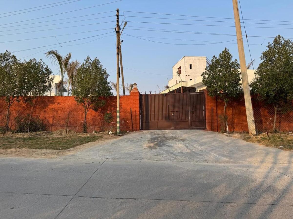 Farm stay Galaxy Aravali Farm Gurgaon