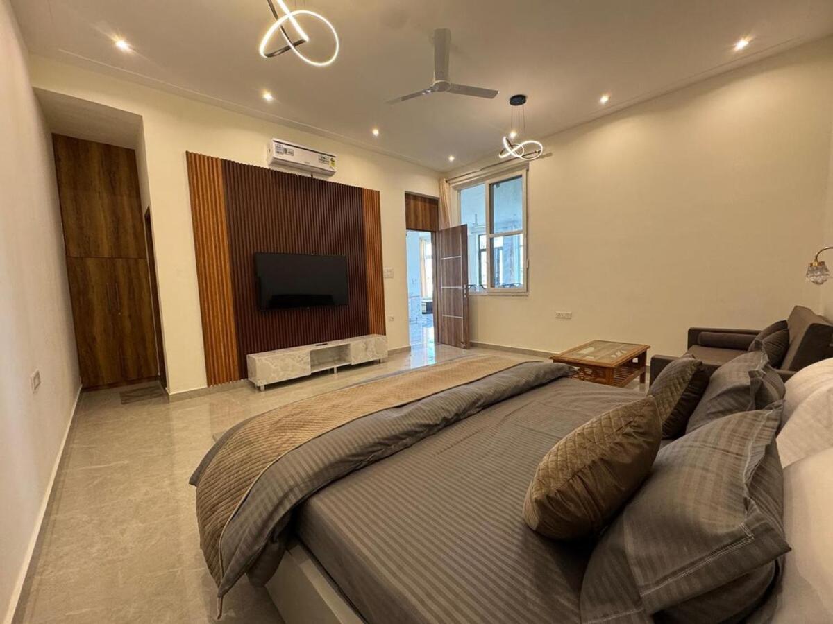 Farm stay Galaxy Aravali Farm