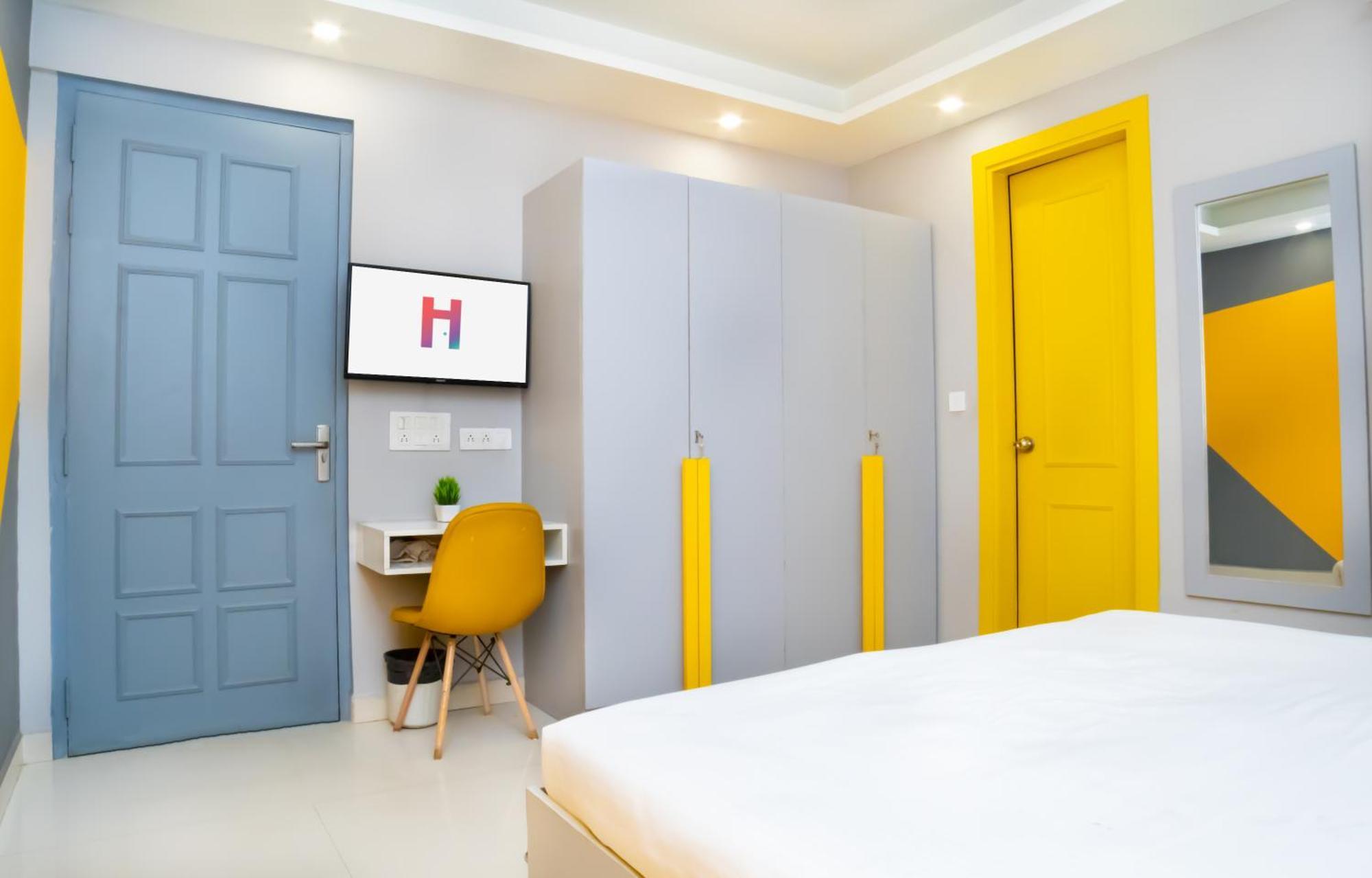 Housr 38 Medanta- Sector 38 Hotel 4*