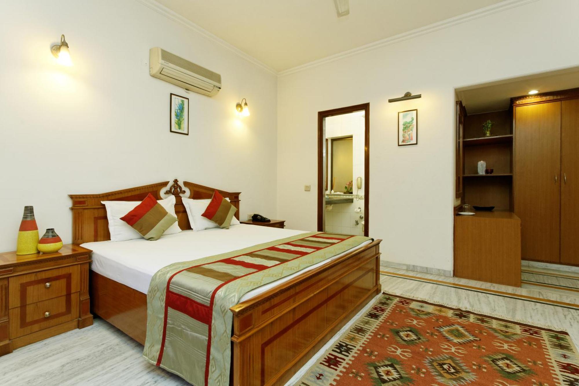 Silver Oak Guest house 3*