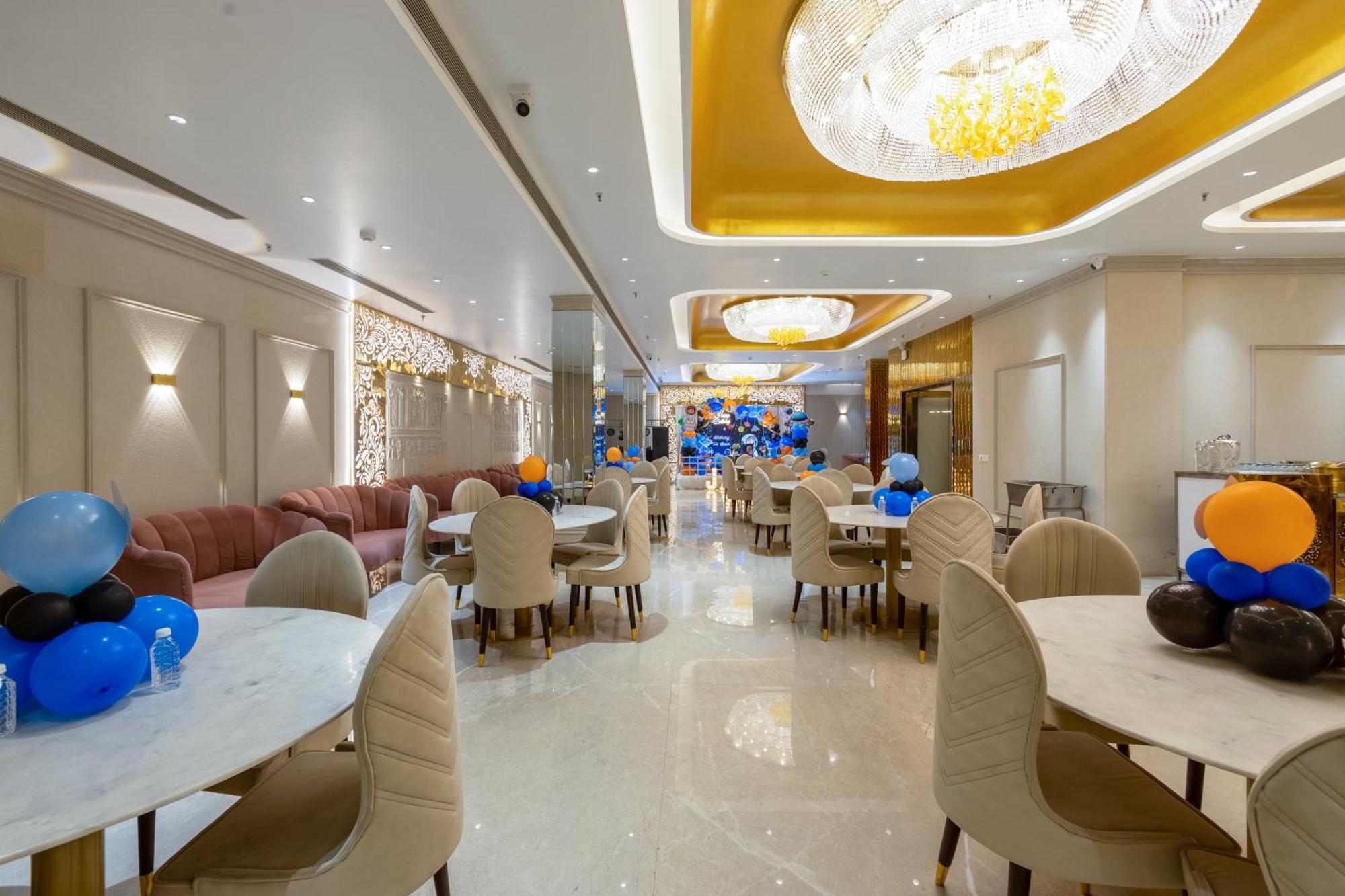 Hotel Aadat Near Artemis Hospital 3*